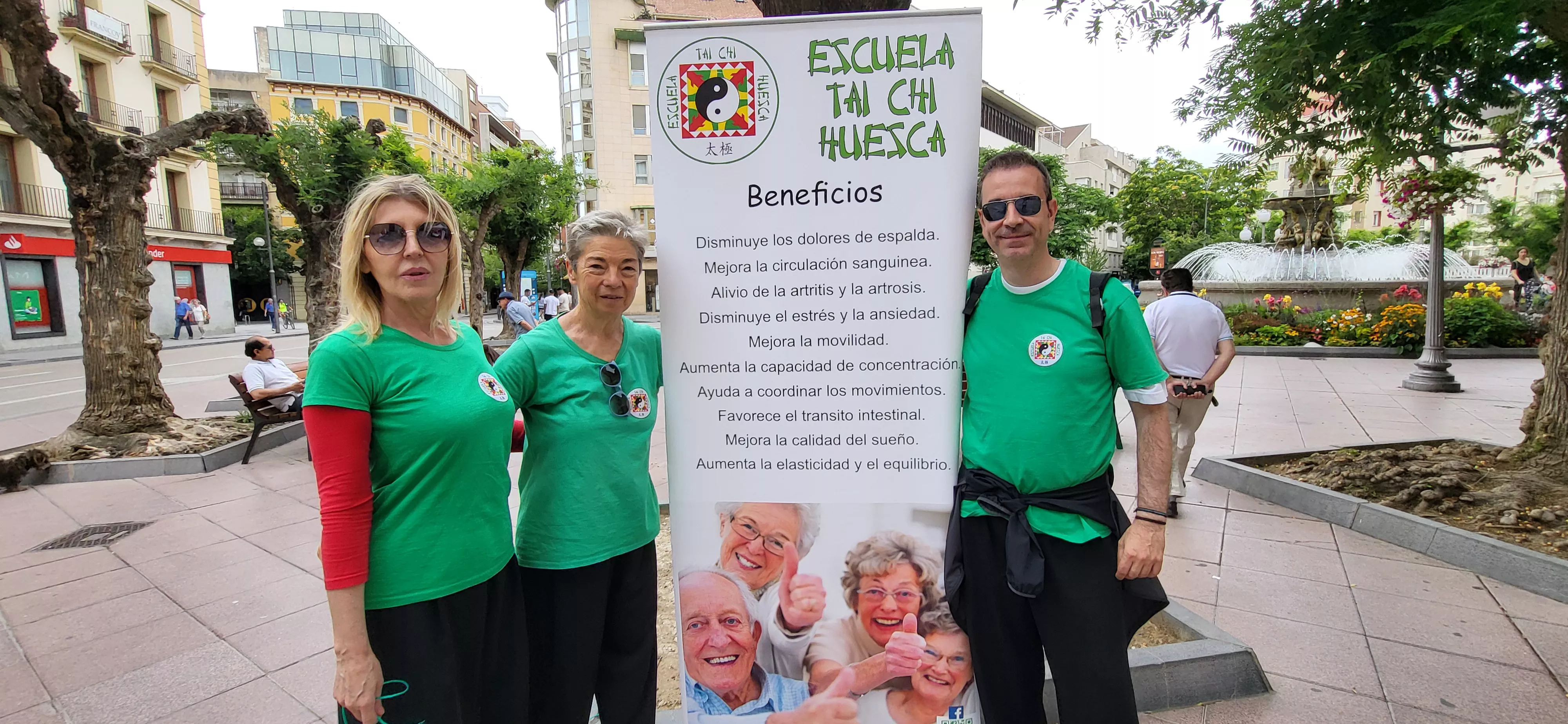 Tercera edición de la Feria de la Salud en Huesca. Foto Mercedes Manterola
