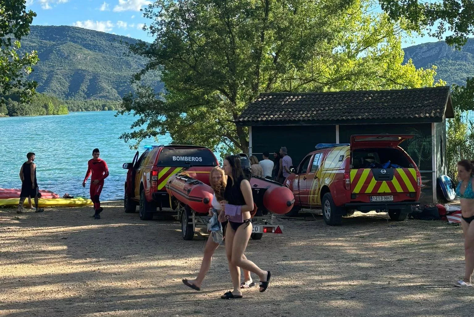 Búsqueda de un hombre desaparecido mientras practicaba pádel surf en el pantano de Barasona.