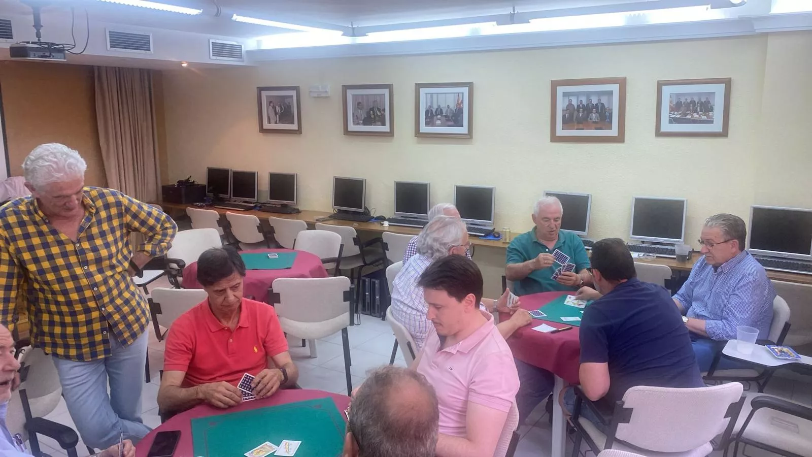 Fiesta de los mediadores de seguros de Huesca.  