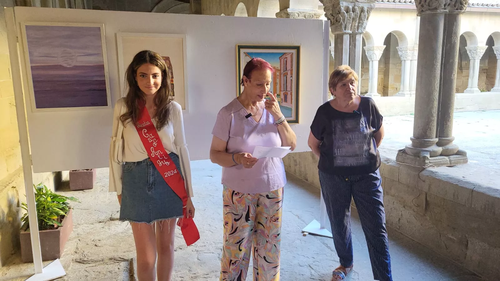 Exposición de pintores del Casco Viejo en el Claustro de San Pedro