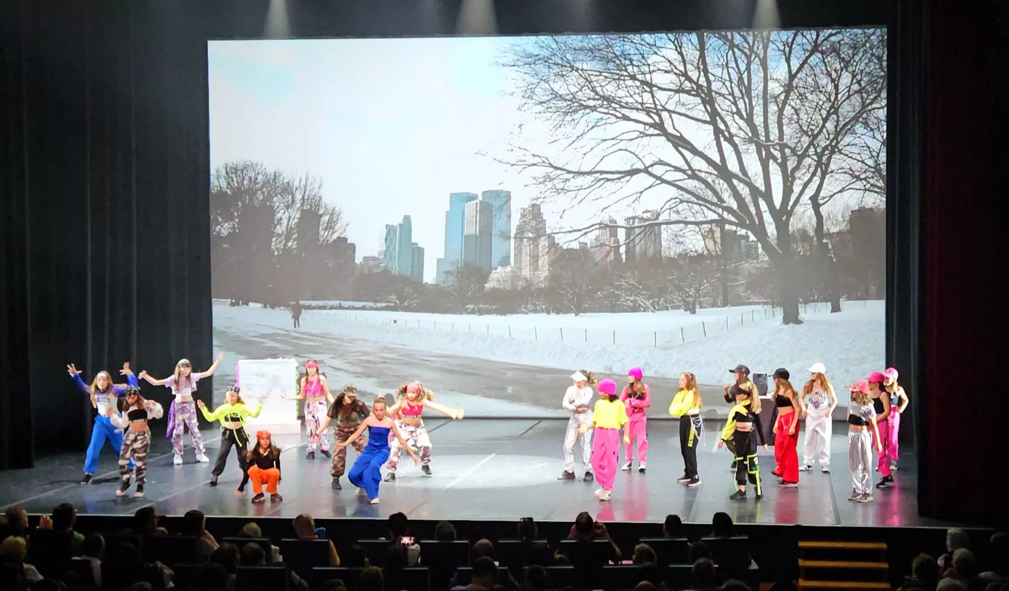 Representación de fin de curso de la Escuela de baile Elenco