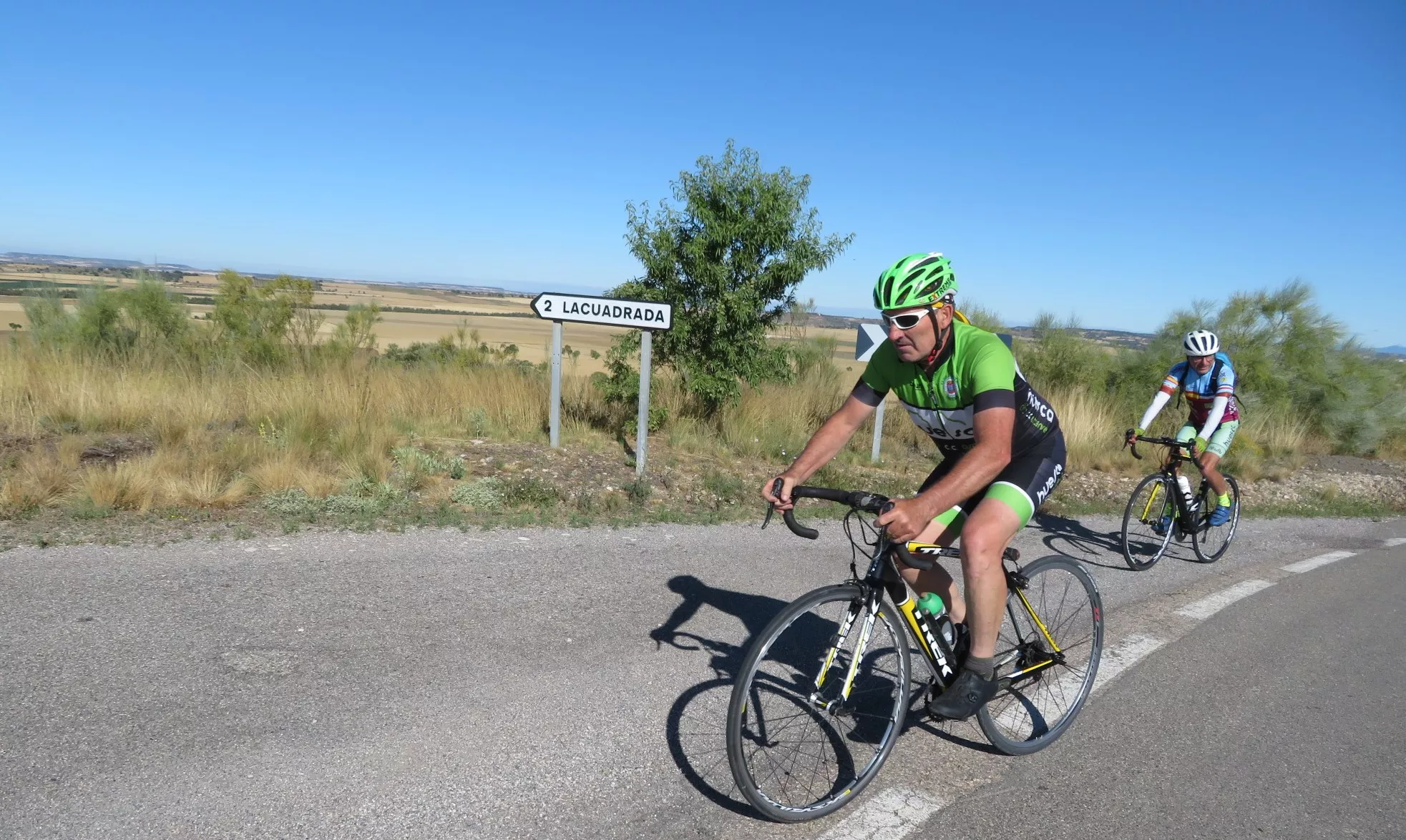 Emocionado recuerdo ciclista a Alberto Roig. Foto Miguel Ángel Romeo