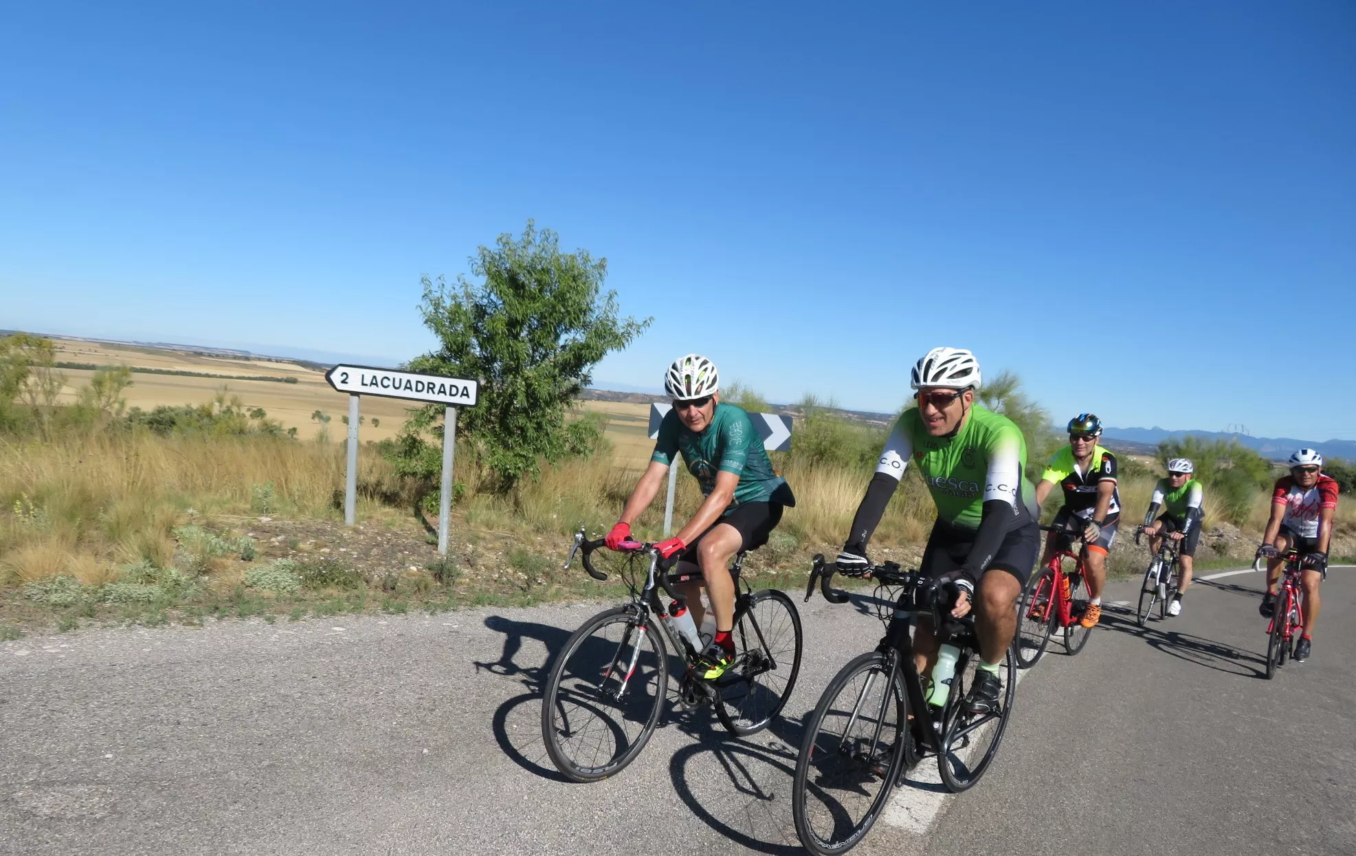 Emocionado recuerdo ciclista a Alberto Roig. Foto Miguel Ángel Romeo