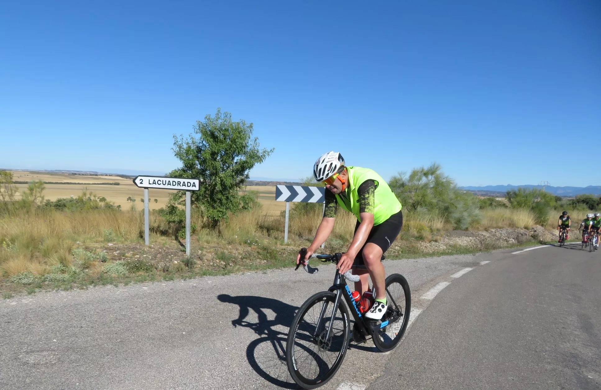 Emocionado recuerdo ciclista a Alberto Roig. Foto Miguel Ángel Romeo