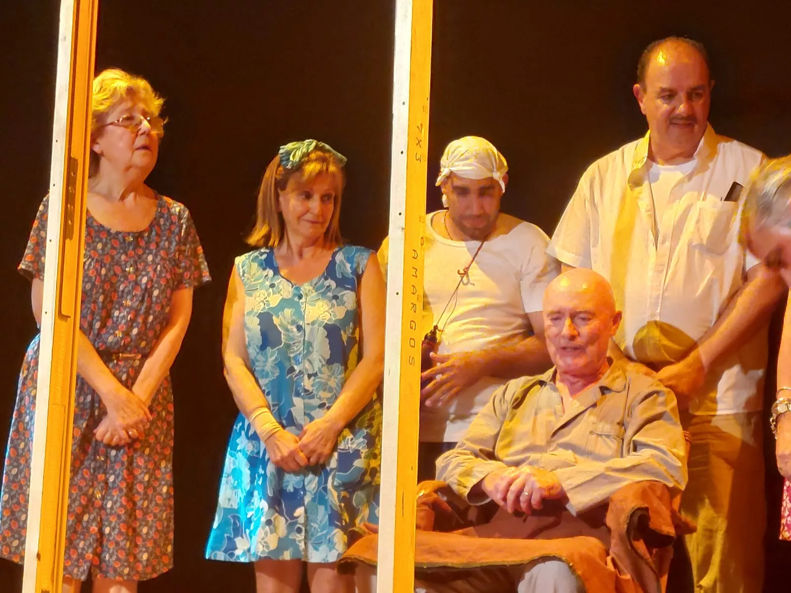 Las Lolas, Las Lolas, interpretando Guadaña al resucitado. Foto J.G.AGuadaña al resucitado. Foto J.G.A 