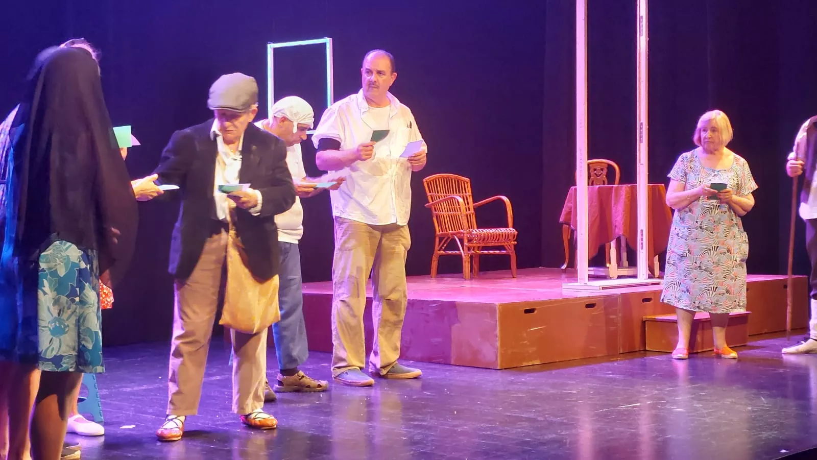 Las Lolas, interpretando Guadaña al resucitado. Foto J.G.A