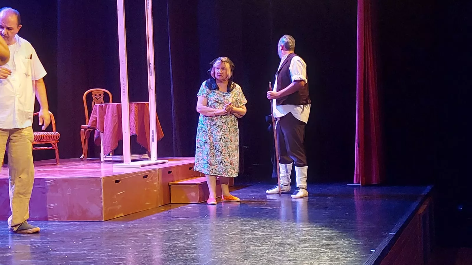 Las Lolas, interpretando Guadaña al resucitado. Foto J.G.A