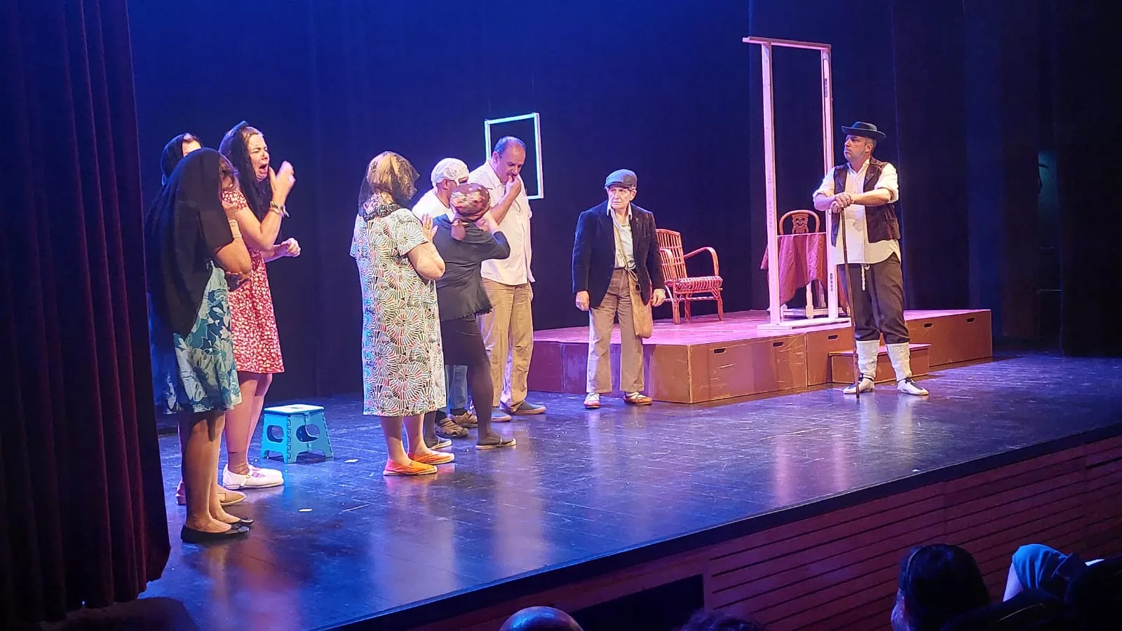 Las Lolas, interpretando Guadaña al resucitado. Foto J.G.A