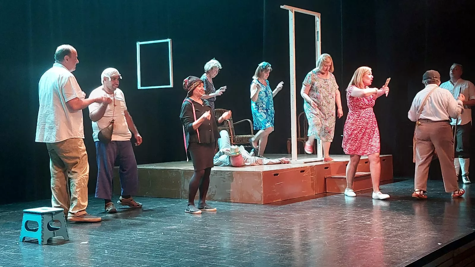 Las Lolas, interpretando Guadaña al resucitado. Foto J.G.A