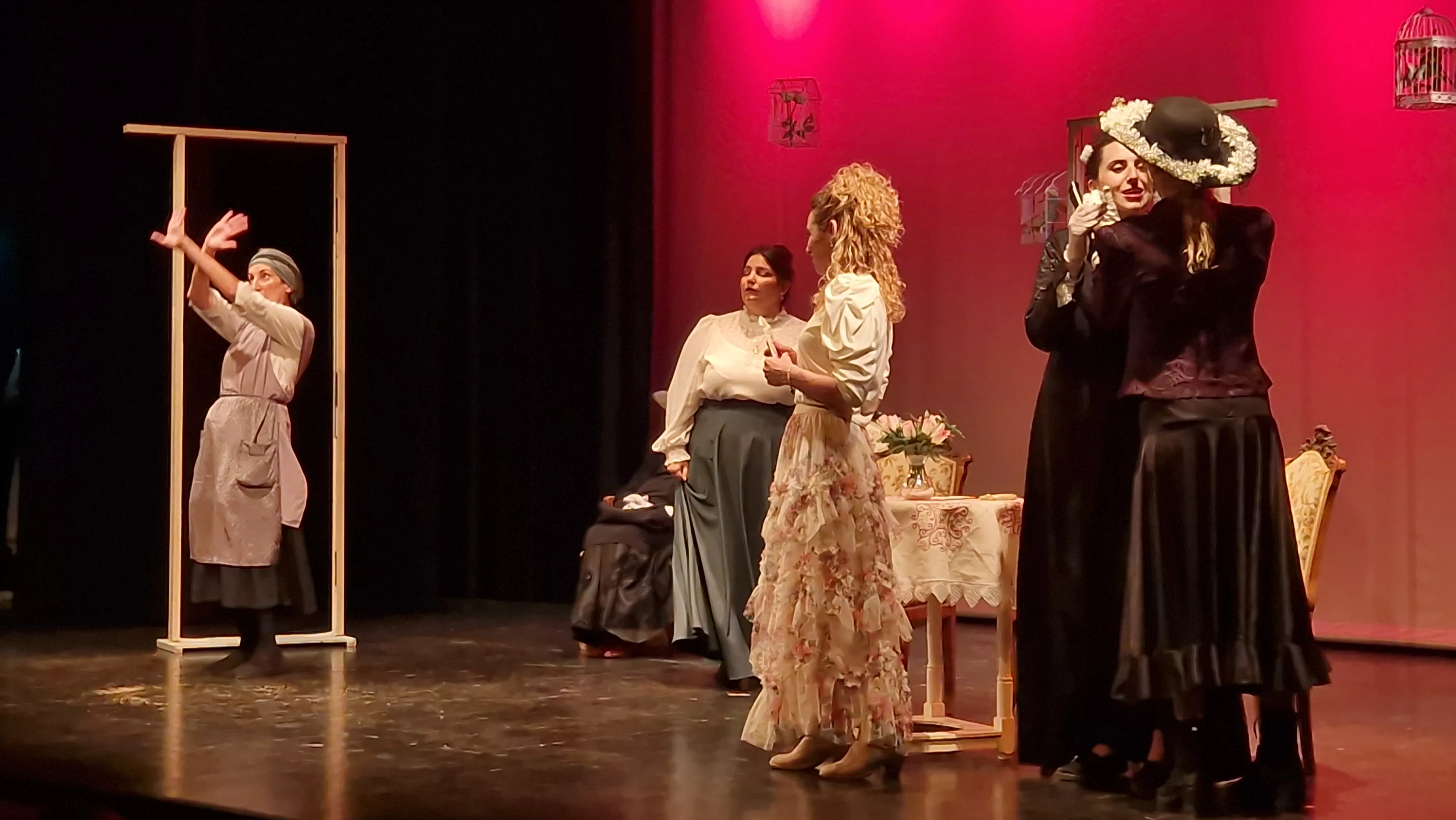 Deleites diversos en la 32ª Muestra de Teatro y Danza Joven de Huesca. Foto Myriam Martínez