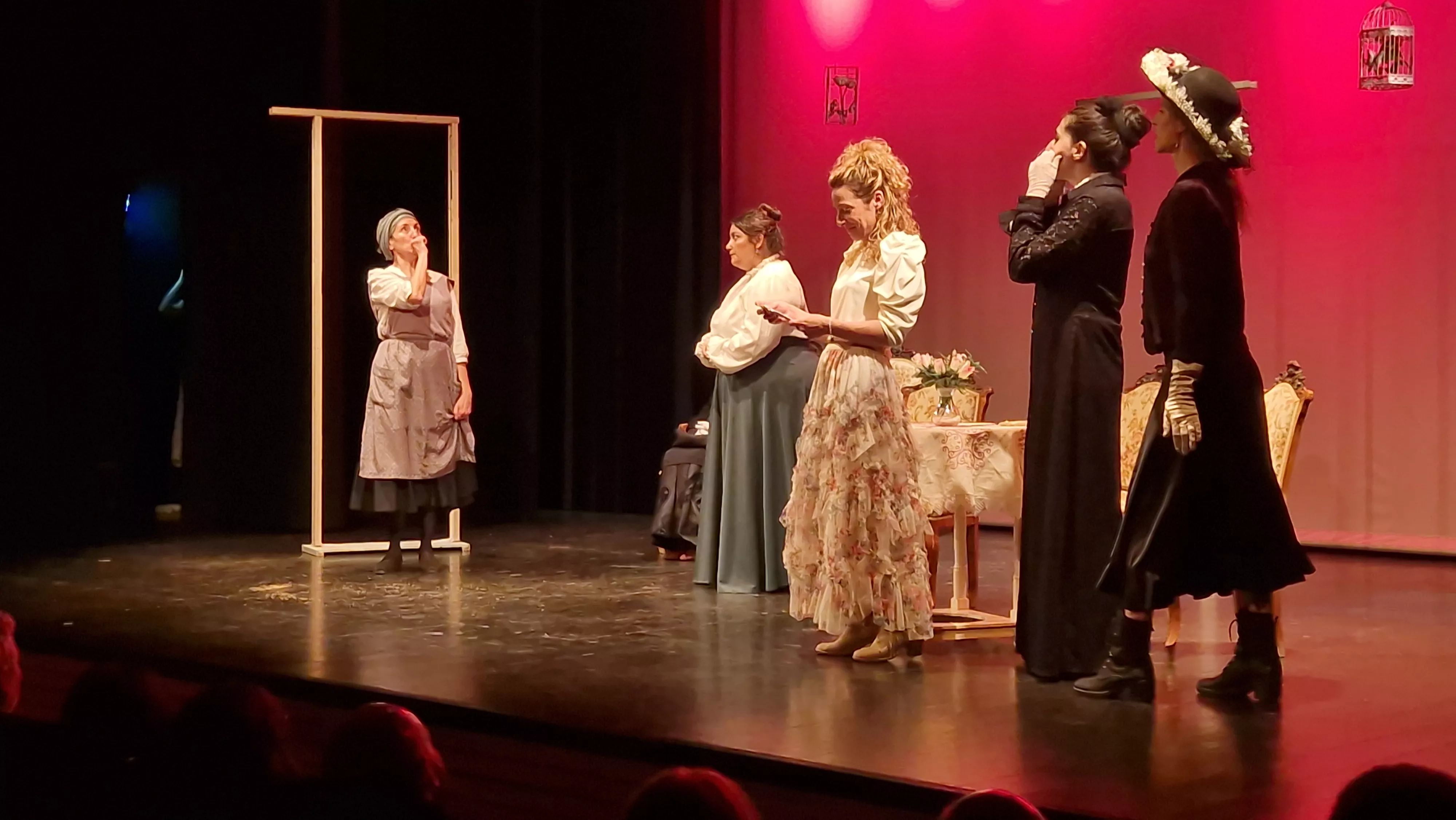 Deleites diversos en la 32ª Muestra de Teatro y Danza Joven de Huesca. Foto Myriam Martínez