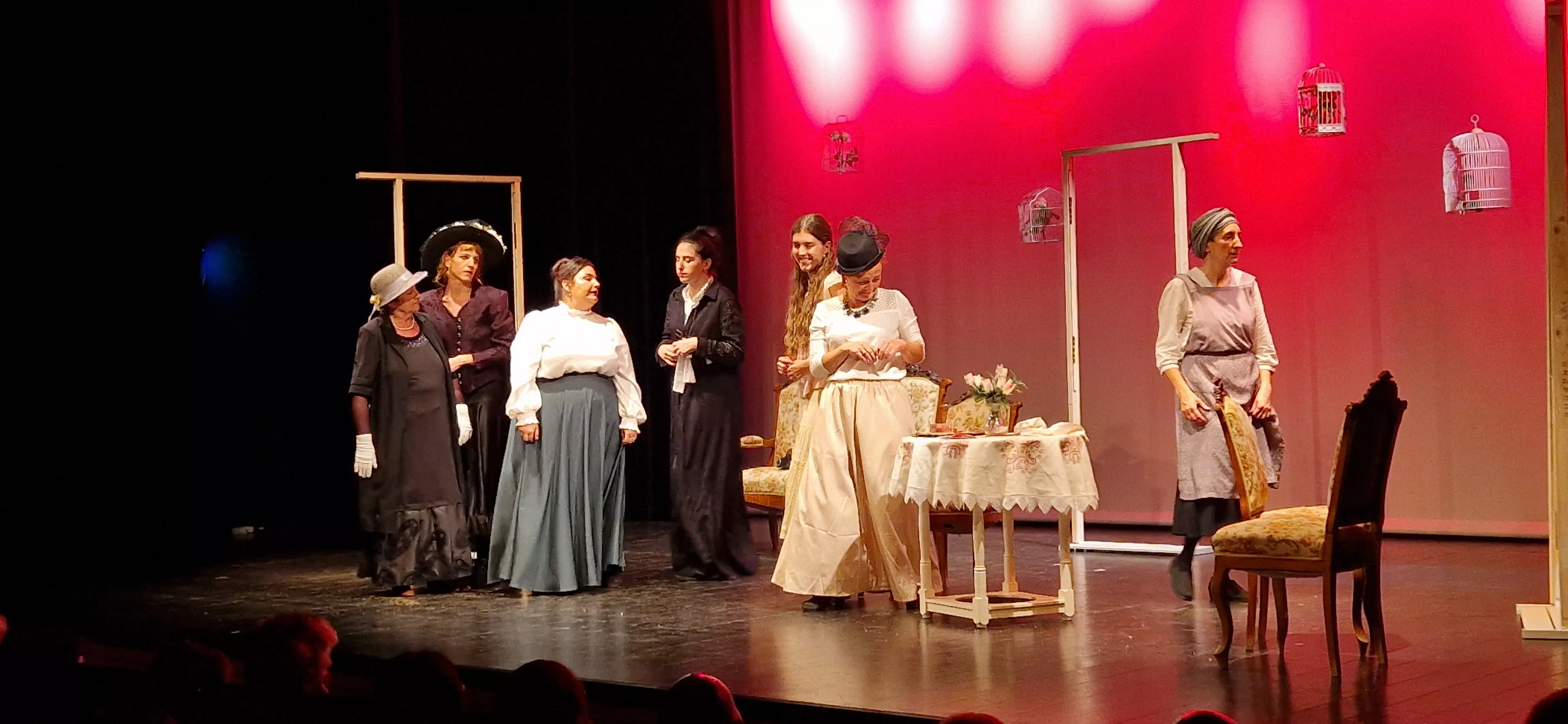 Deleites diversos en la 32ª Muestra de Teatro y Danza Joven de Huesca. Foto Myriam Martínez