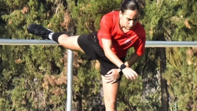 Sara Domens, calentando antes de un partido. Sara Domens, calentando antes de un partido.