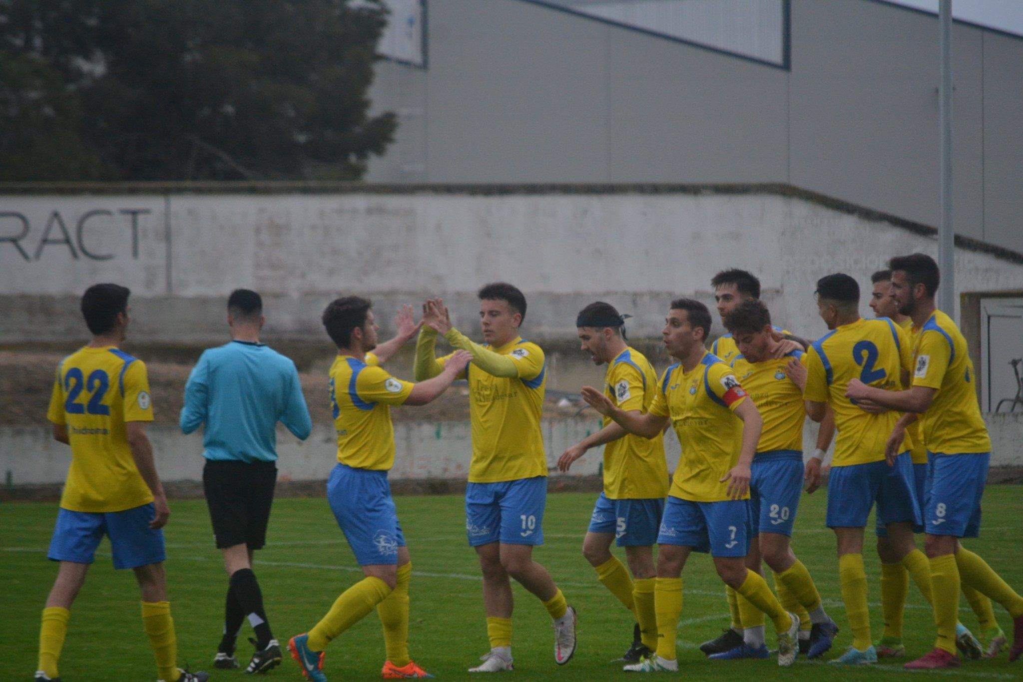 El Almudévar en un partido de la pasada temporada. Foto: AD Almudévar