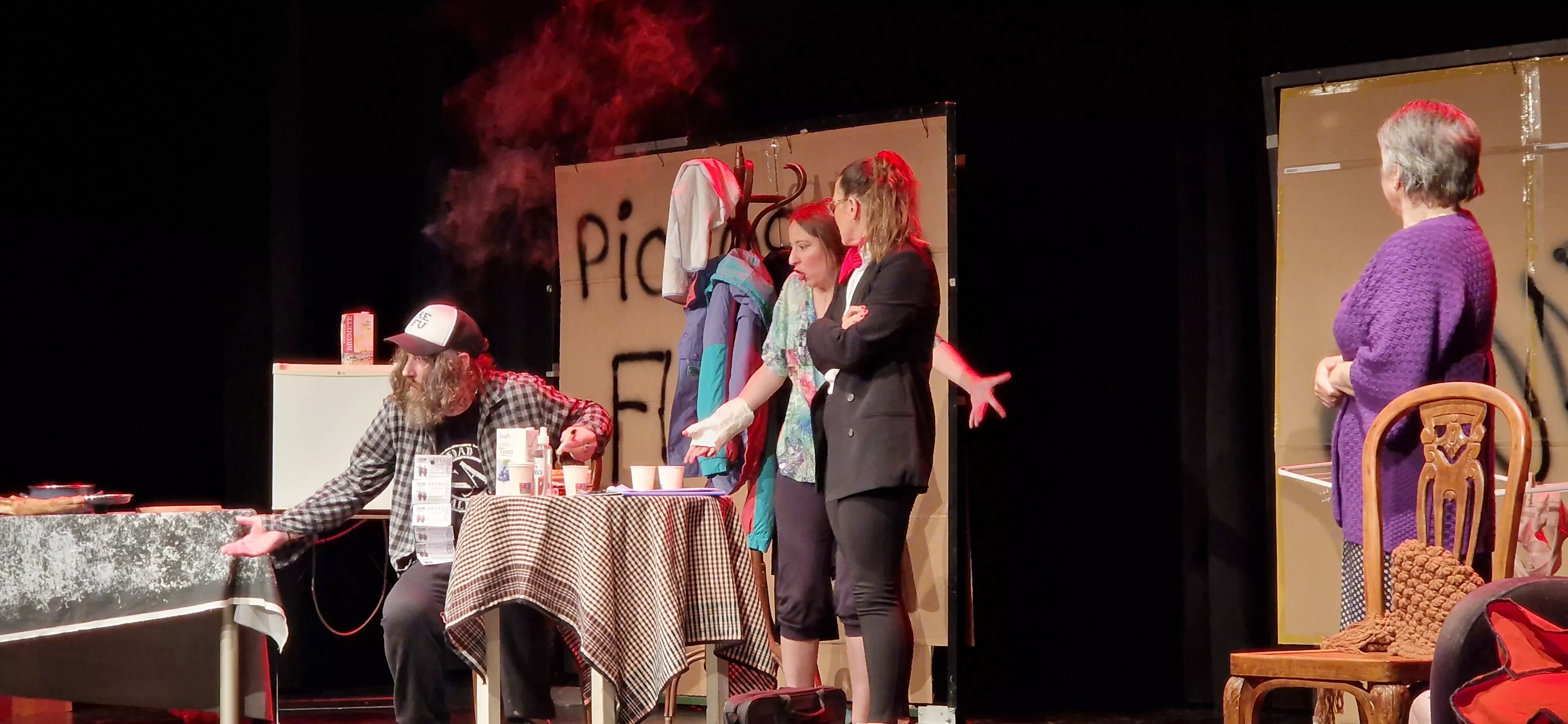 Infinito Teatro en la 32 Muestra Joven. Foto Myriam Martínez