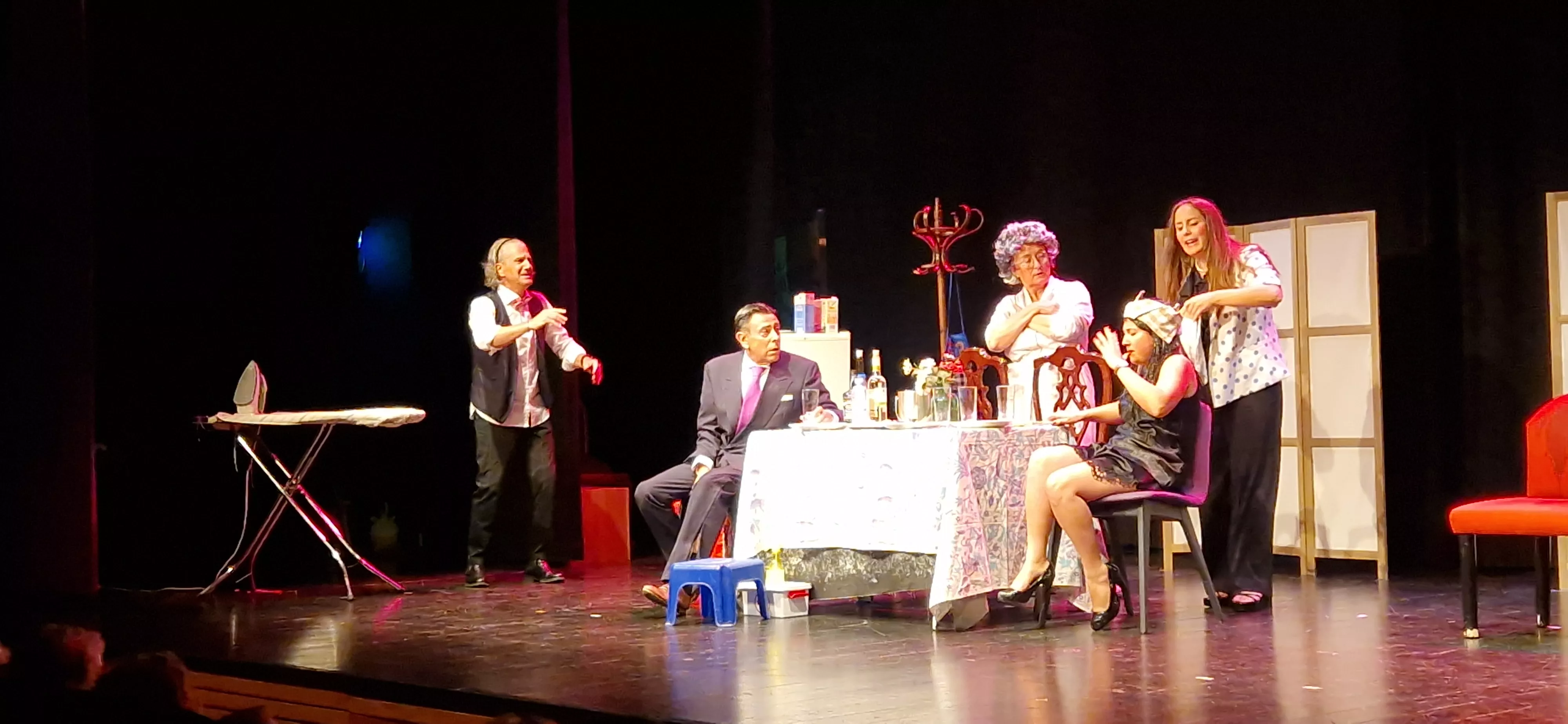 Infinito Teatro en la 32 Muestra Joven. Foto Myriam Martínez