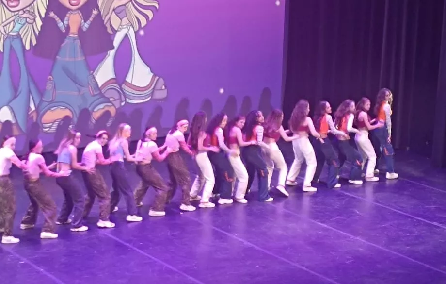 Fin de curso de la Escuela de baile Elenco.