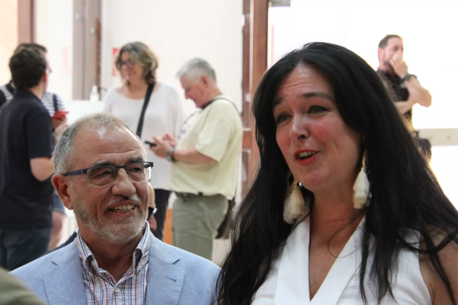 Lorena Orduna, en el Archivo Provincial. Foto Carlos Neofato