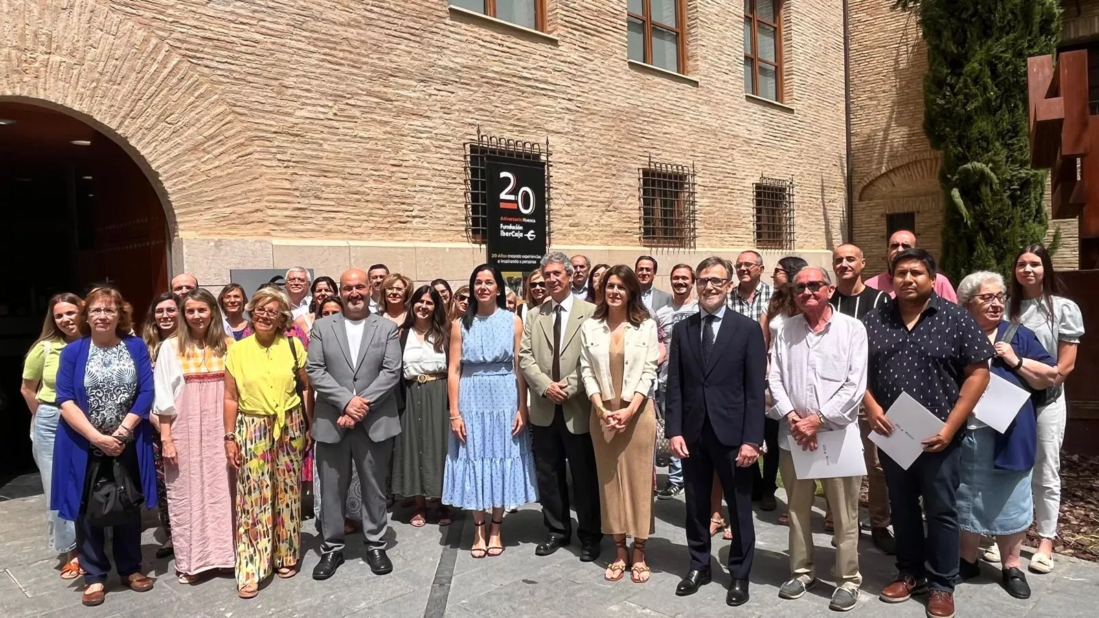  Acto de firma de los convenios de Fundación Ibercaja y CAI con entidades sociales de Huesca. Foto Mercedes Manterola