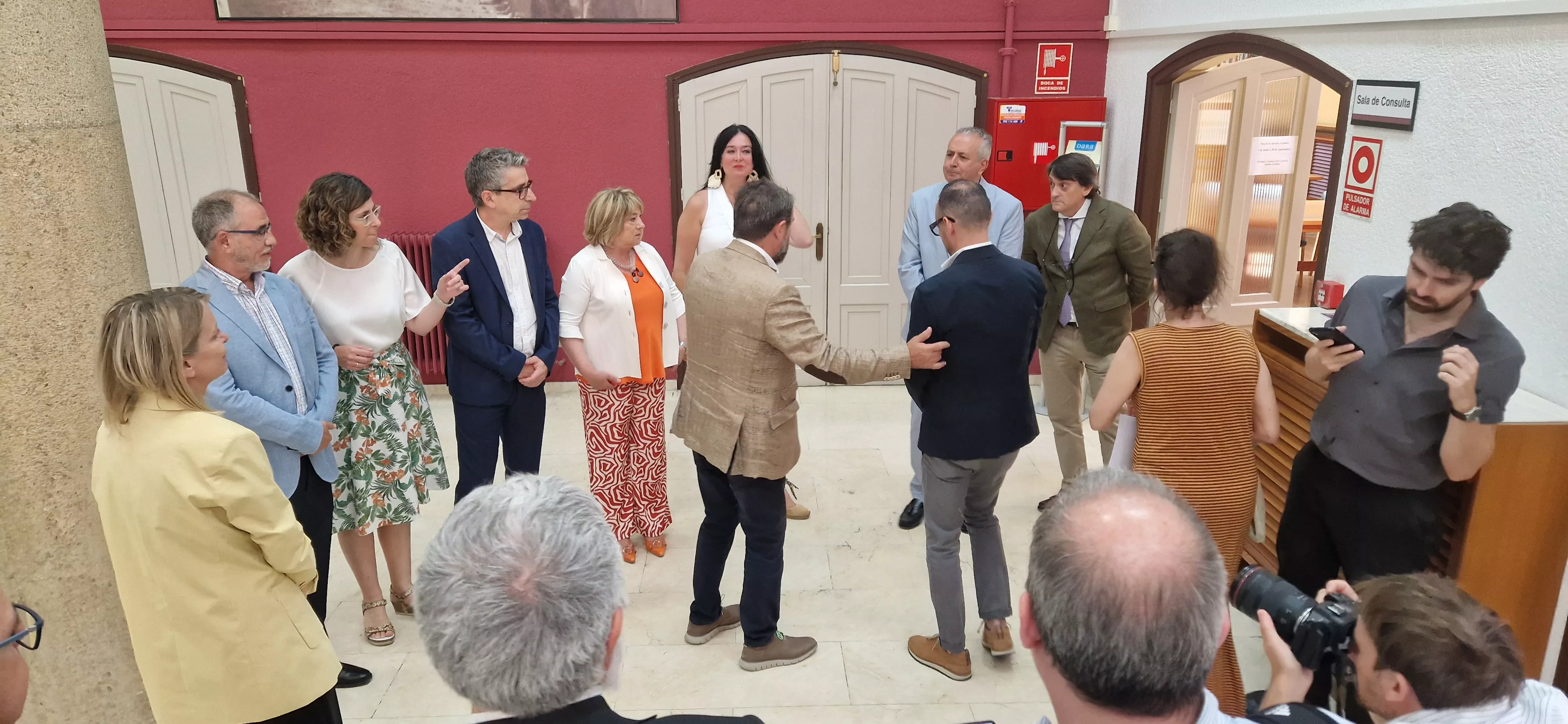 Visita del secretario de Estado de Cultura, Jordi Martí, a Huesca. Foto Myriam Martínez