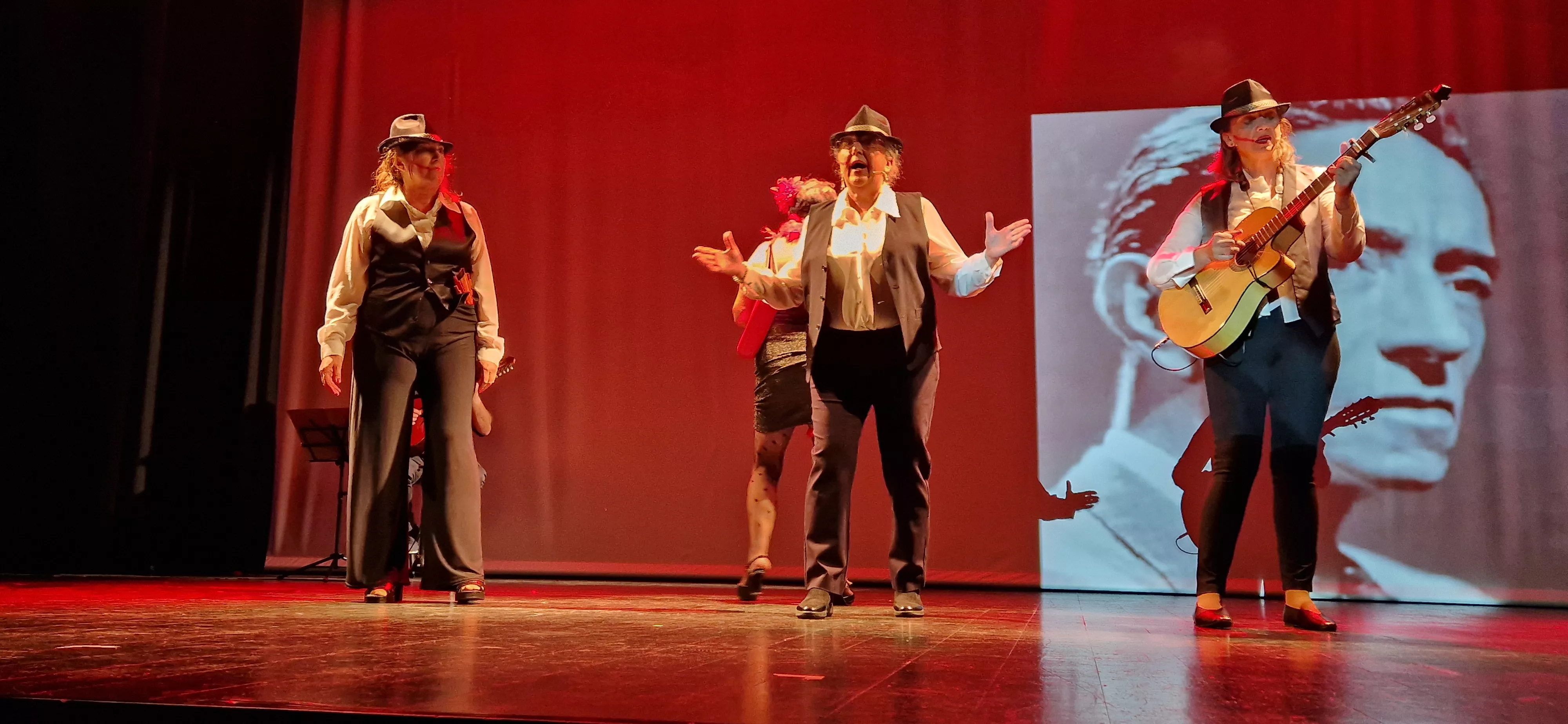 Kandelikas en la 32ª Muestra Joven. Foto Myriam Martínez 