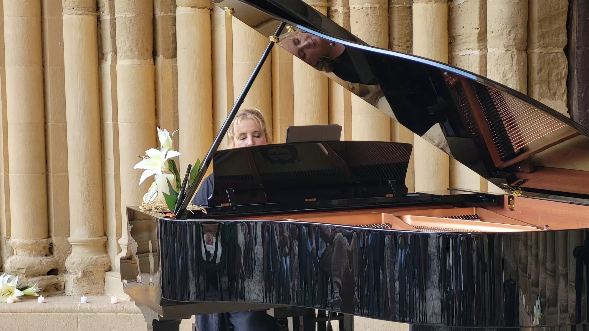 Sinfonía de Serenidad de Nati Ballarín en Villanueva de Sijena