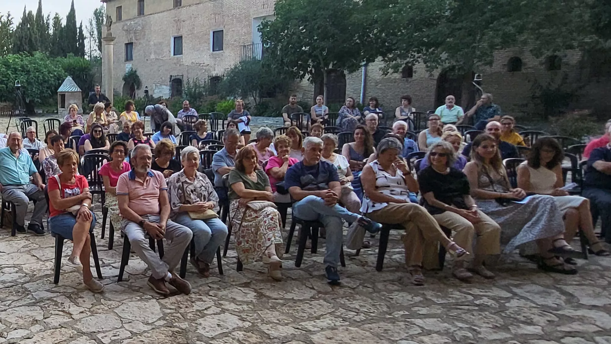 Sinfonía de Serenidad de Nati Ballarín en Villanueva de Sijena
