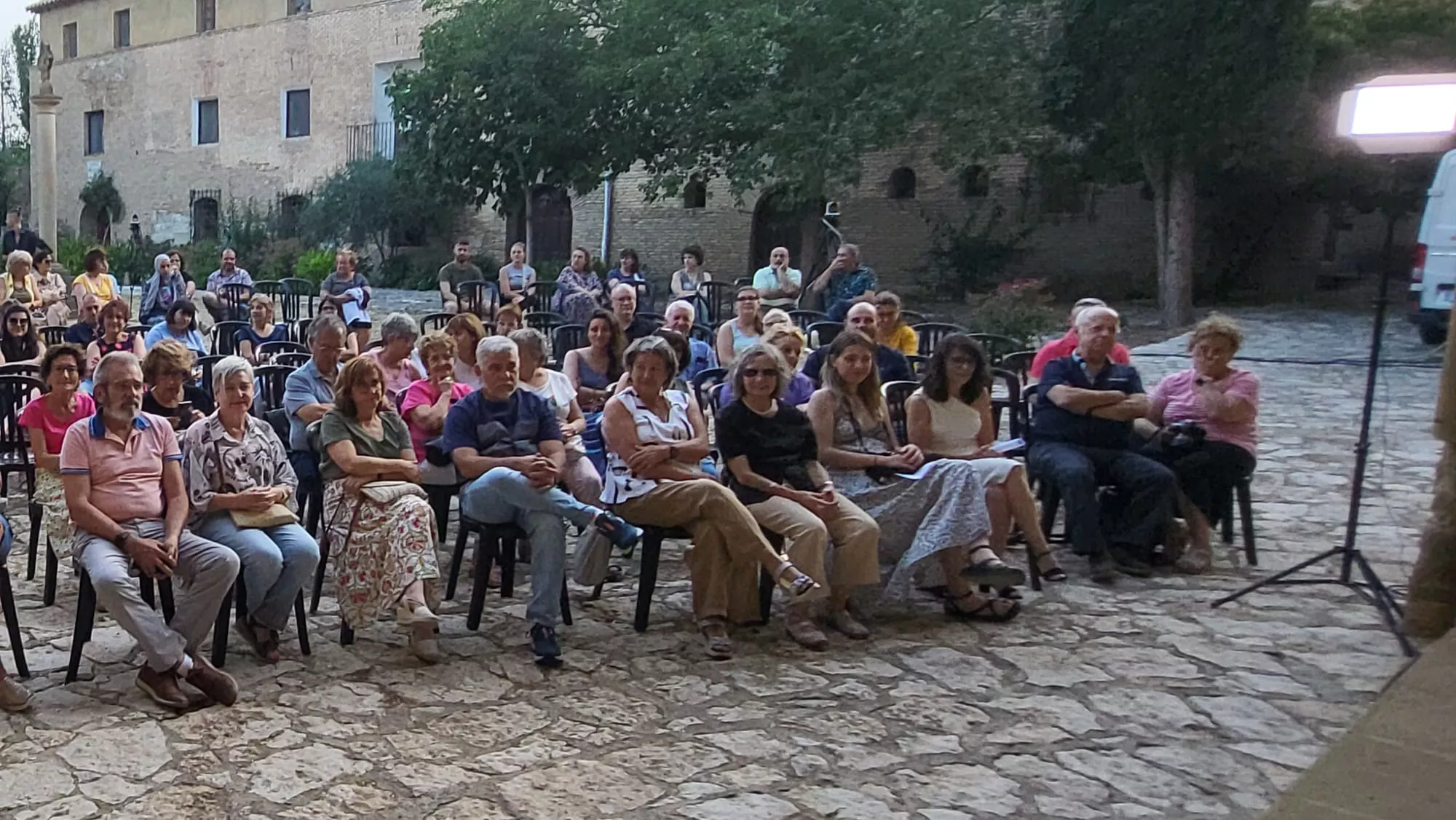 Sinfonía de Serenidad de Nati Ballarín en Villanueva de Sijena