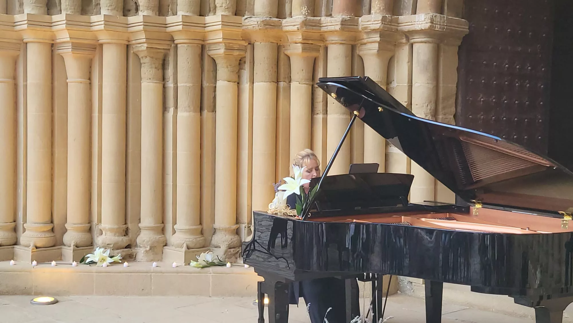 Sinfonía de Serenidad de Nati Ballarín en Villanueva de Sijena