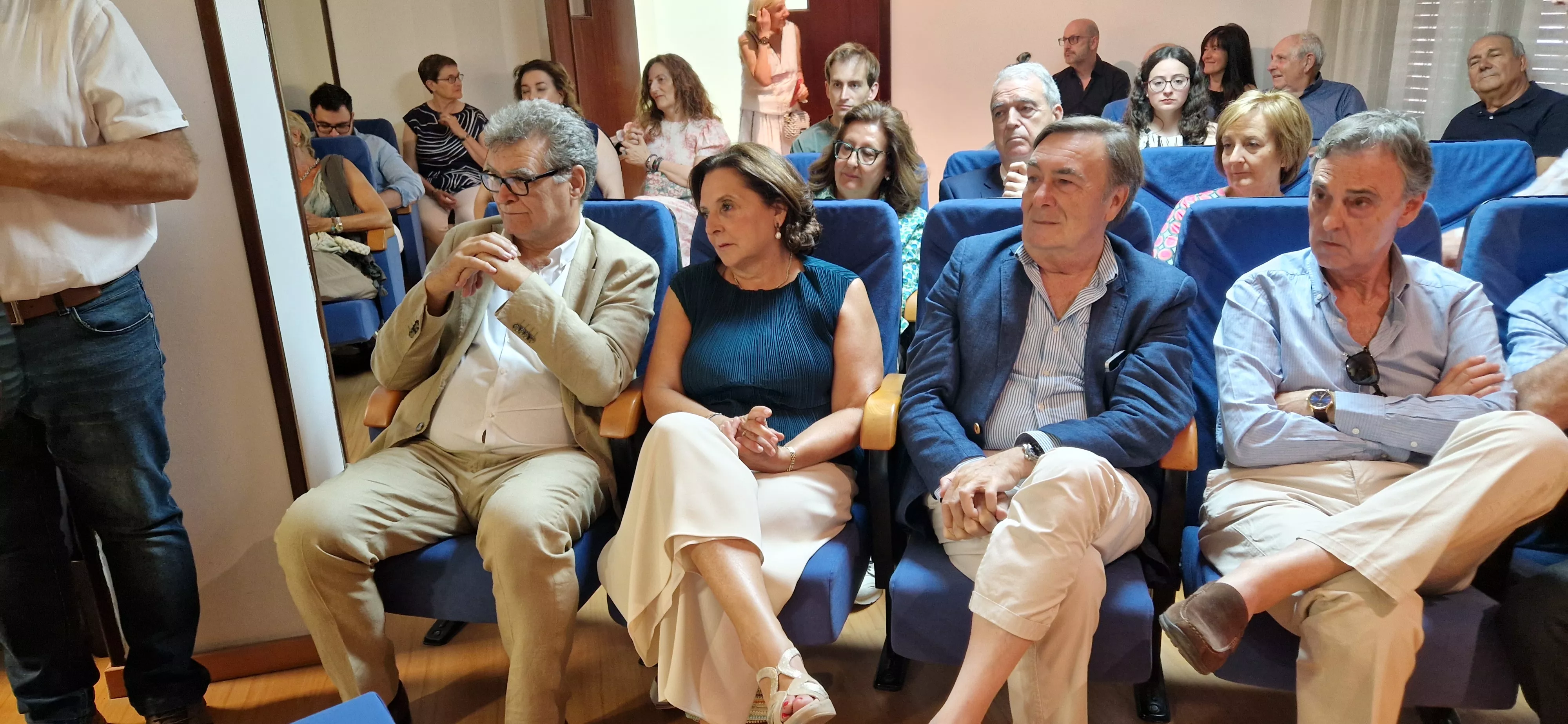 Fiesta del Colegio de Médicos de Huesca. Foto Myriam Martínez 