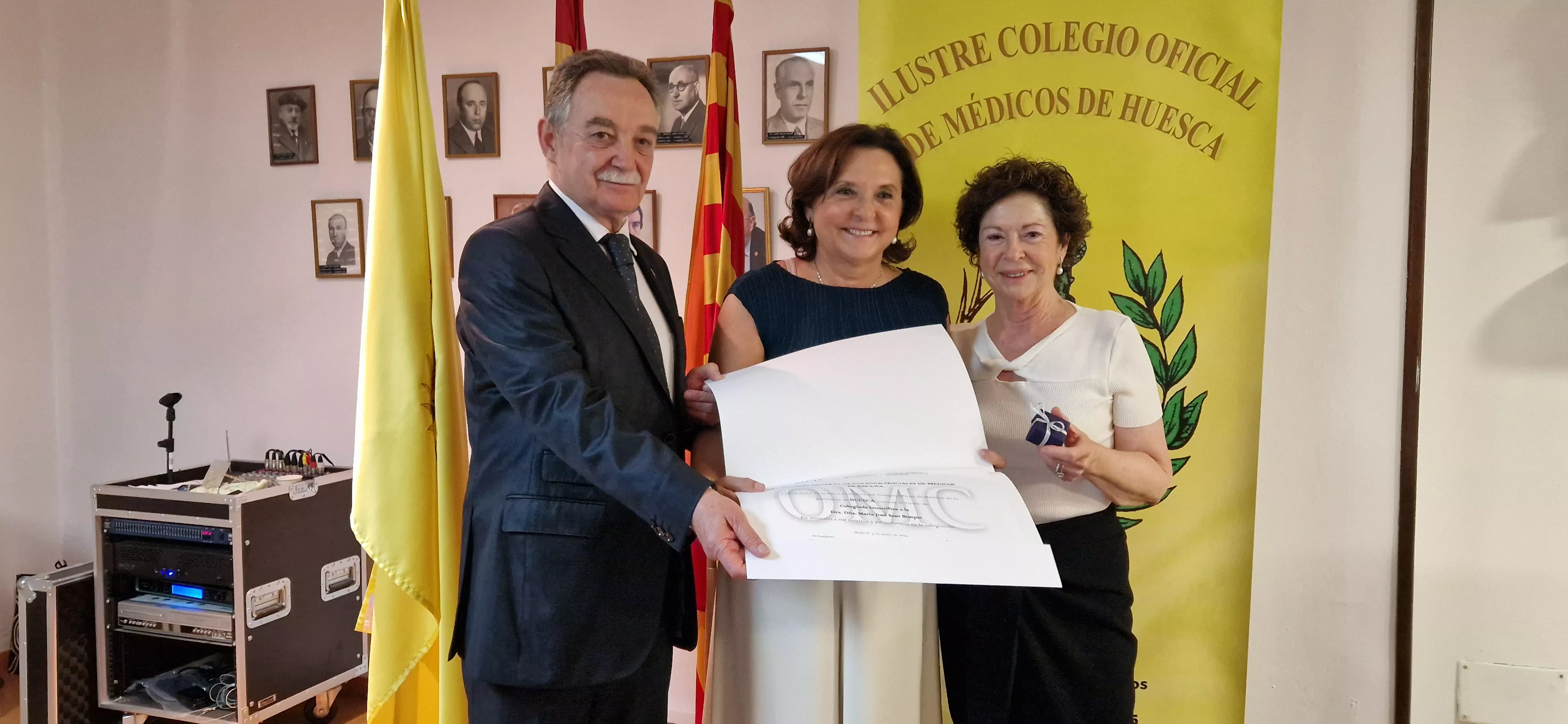 Fiesta del Colegio de Médicos de Huesca. Foto Myriam Martínez 