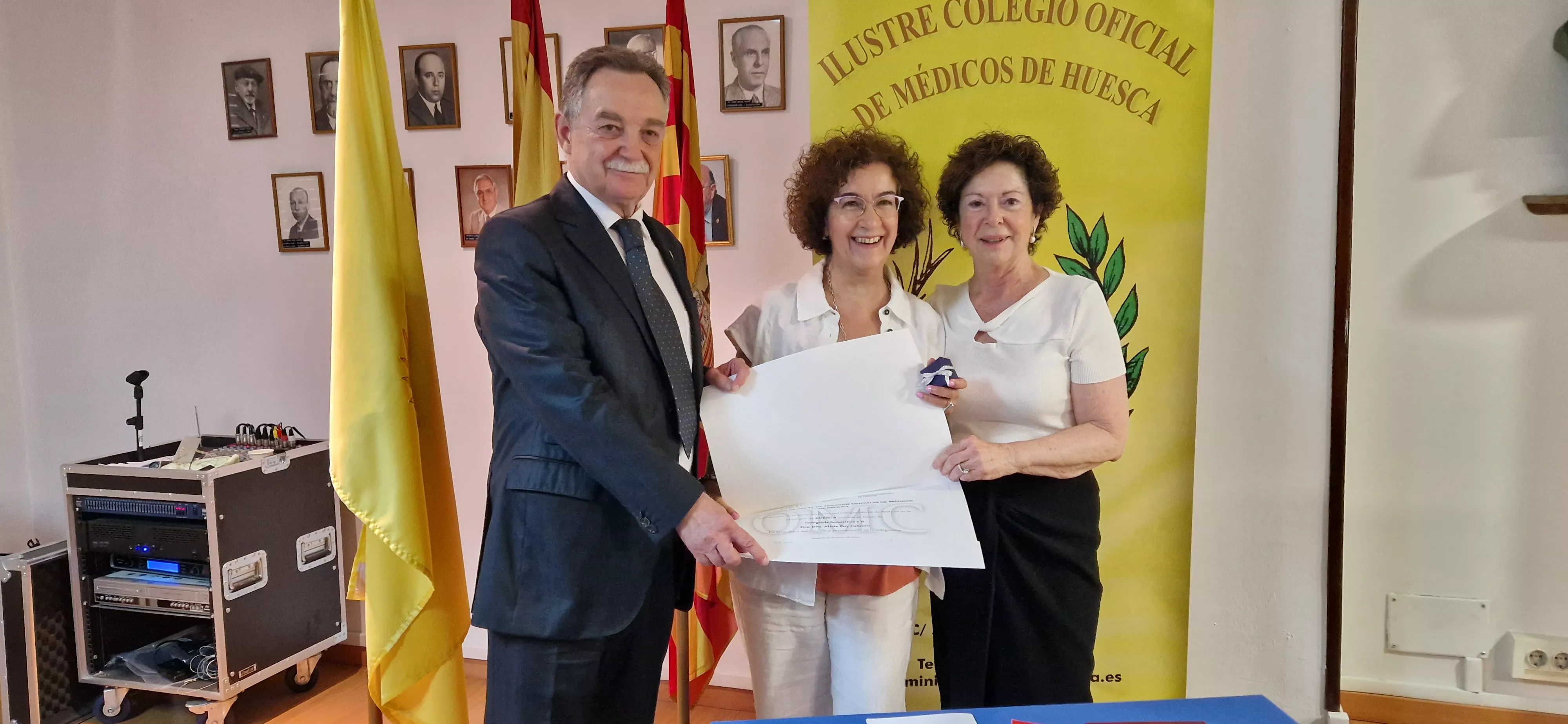 Fiesta del Colegio de Médicos de Huesca. Foto Myriam Martínez 