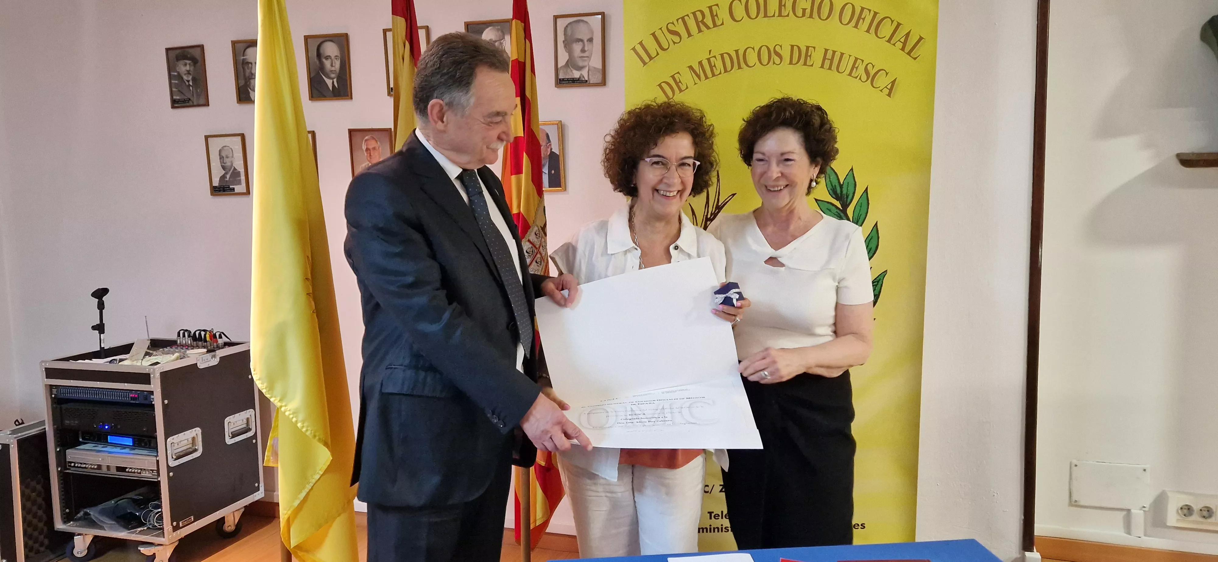 Fiesta del Colegio de Médicos de Huesca. Foto Myriam Martínez 