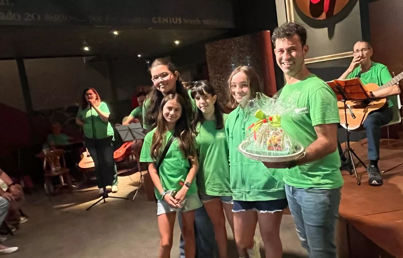 Fin de curso de la sección de Rondalla de la escuela de la Agrupación Santa Cecilia. Foto Mercedes Manterola