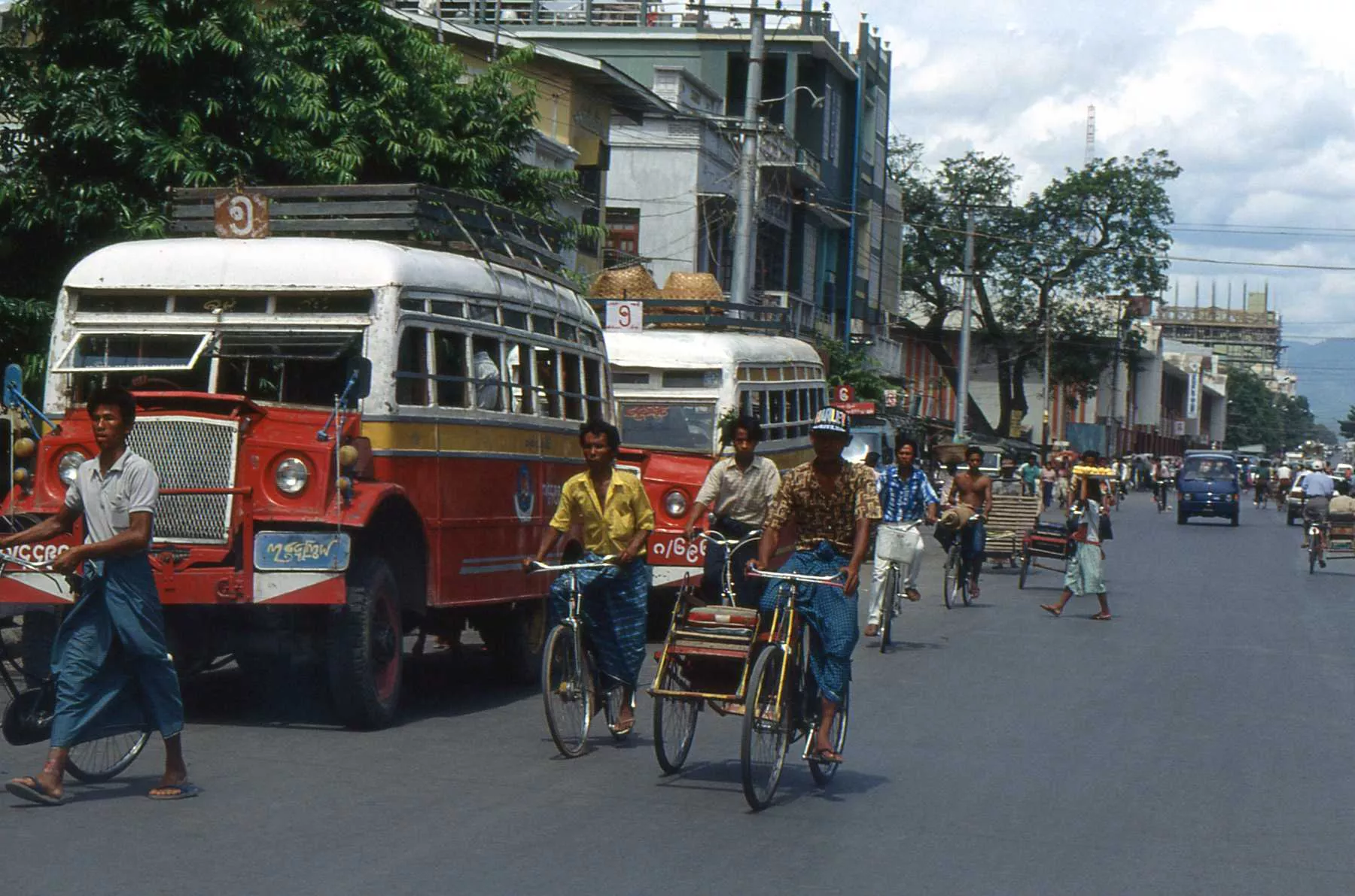  Marco Pascual en Birmania