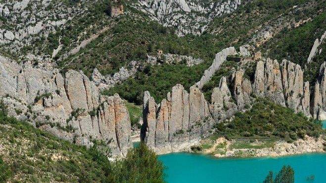 Finestras y Canelles Finestras y Canelles