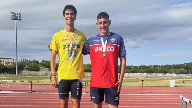 Adrián Zaragoza, campeón de Aragón de 110 vallas Sub-23 Adrián Zaragoza, campeón de Aragón de 110 vallas Sub-23