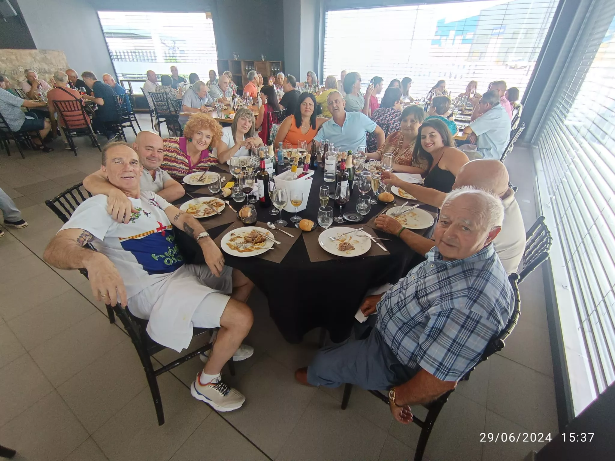 Fiesta de la peña Fenómenos Oscenses