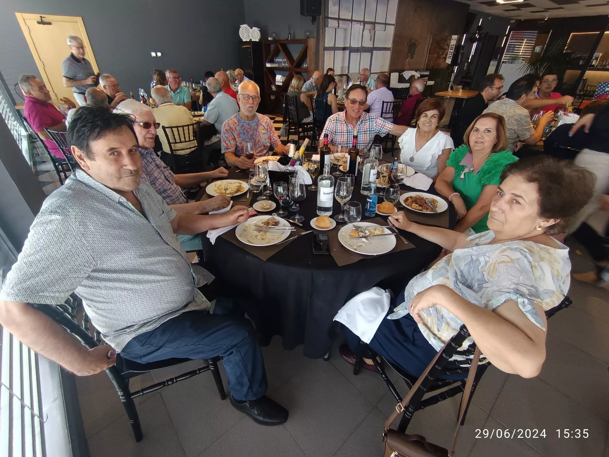 Fiesta de la peña Fenómenos Oscenses