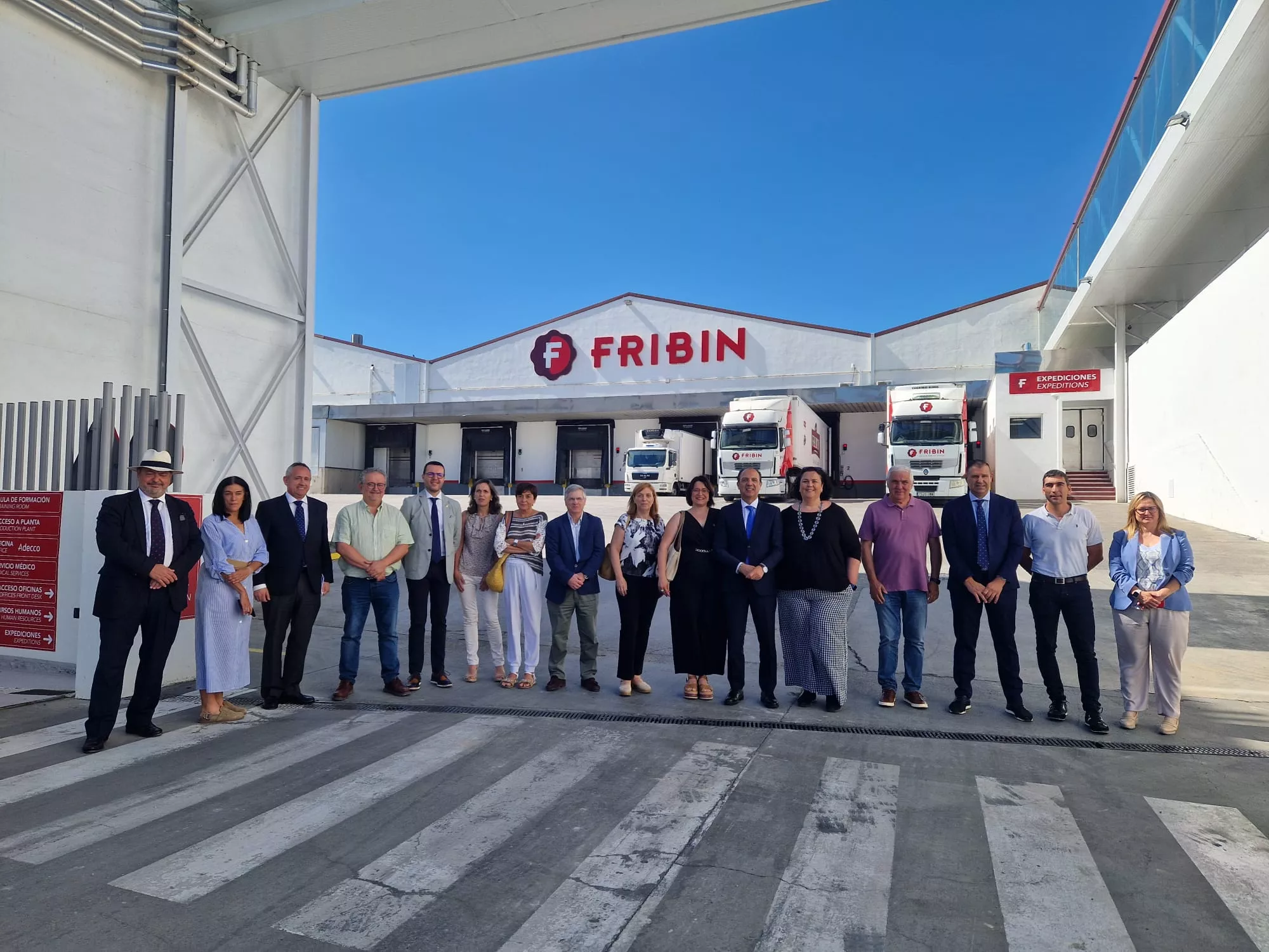 Visita del consejero José Luis Bancalero a las instalaciones de Fribín.