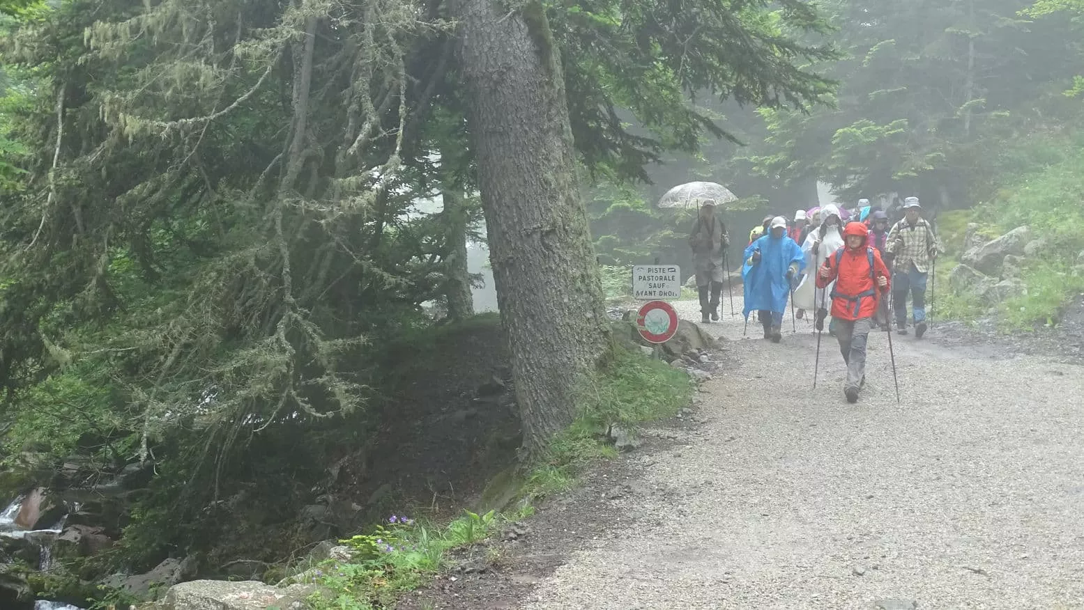 Llegando a Bious Artigues. Foto Alfredo Zazo