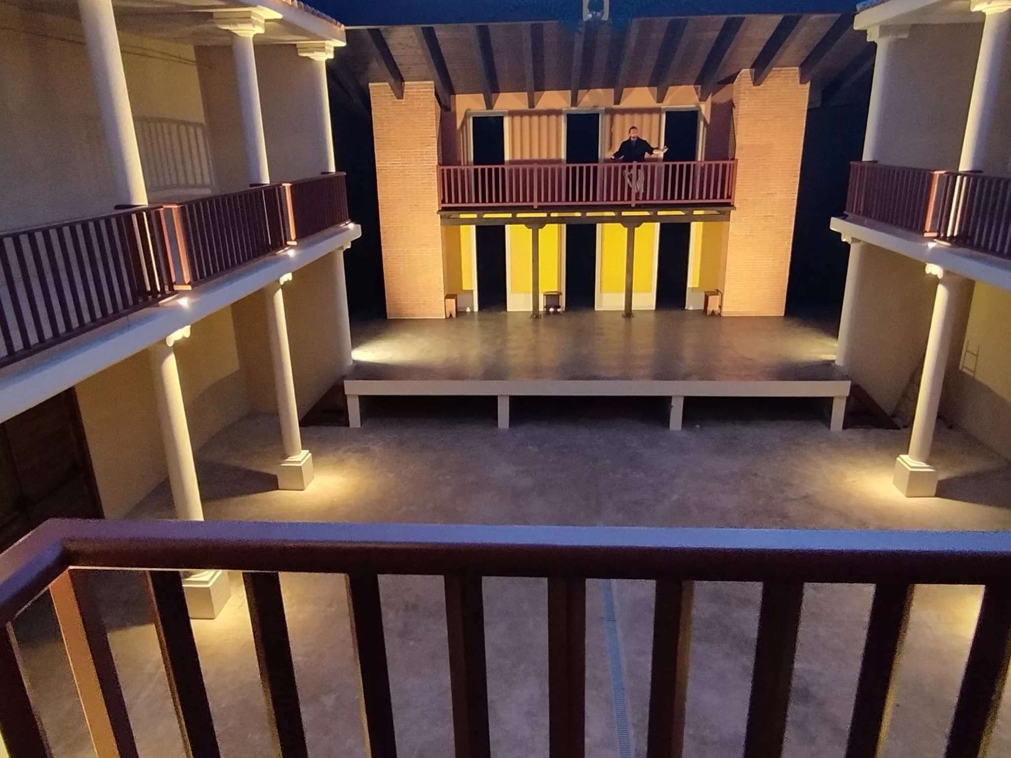 ... para la historia y para el porvenir del teatro... Fotos Roberto Nistal y Luis Casáus