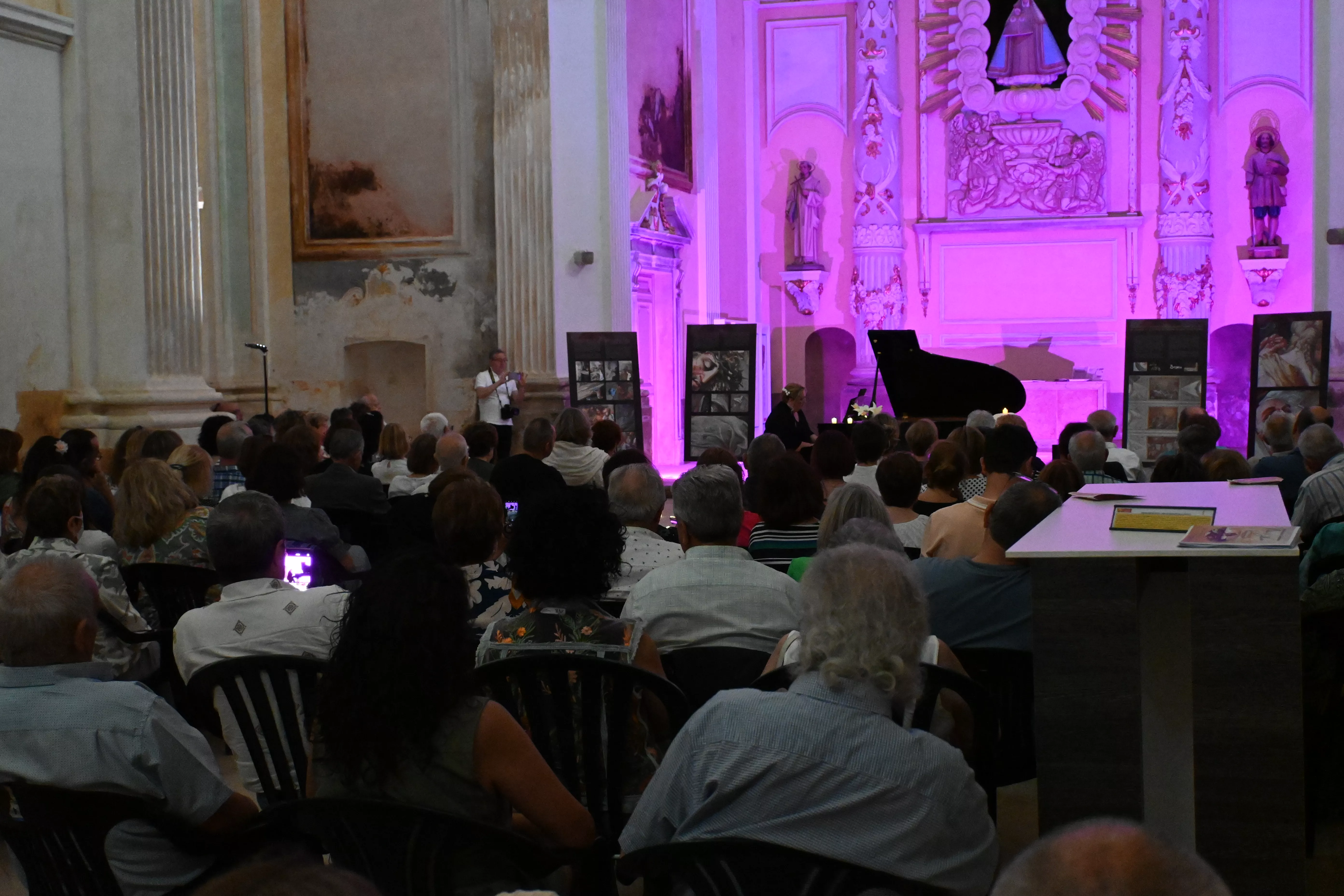 Nati Ballarín en la Cartuja de las Fuentes. Foto Carlos Jalle 