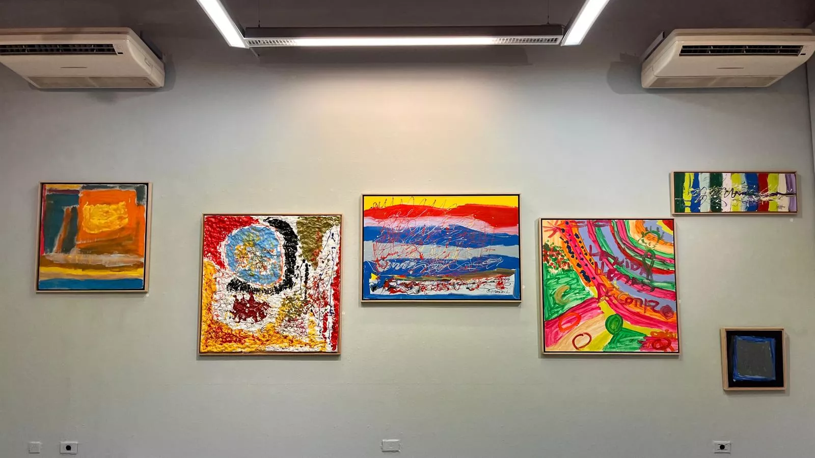 Exposición “Alma y Amor” de Cristina Buil, artista del Grupo ZehBRA de Valentia. Foto Mercedes Manterola