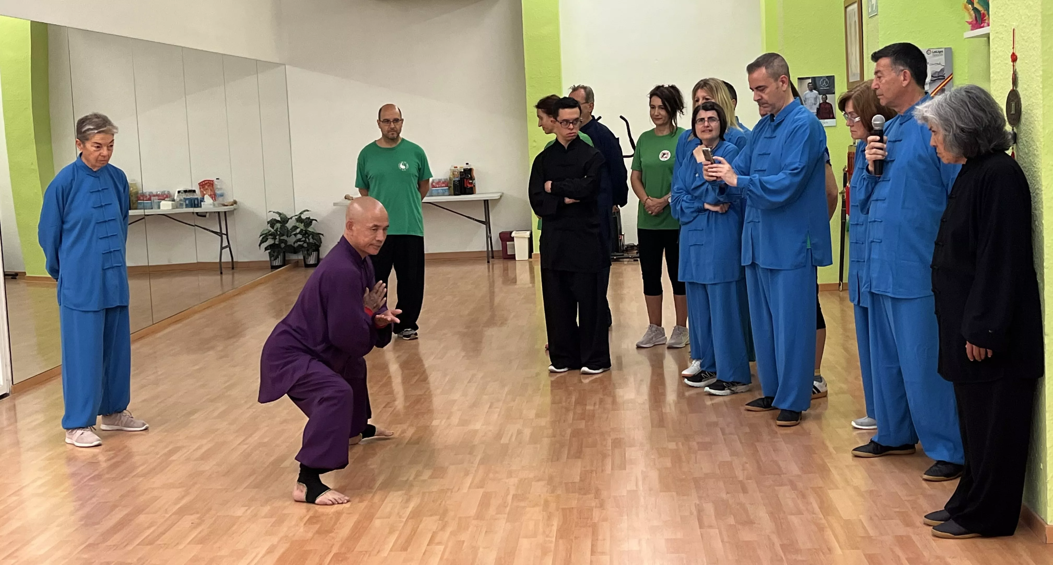 Visita del maestro Chen Sheng Yu a la Escuela de Tai Chi de Huesca. Foto Mercedes Manterola