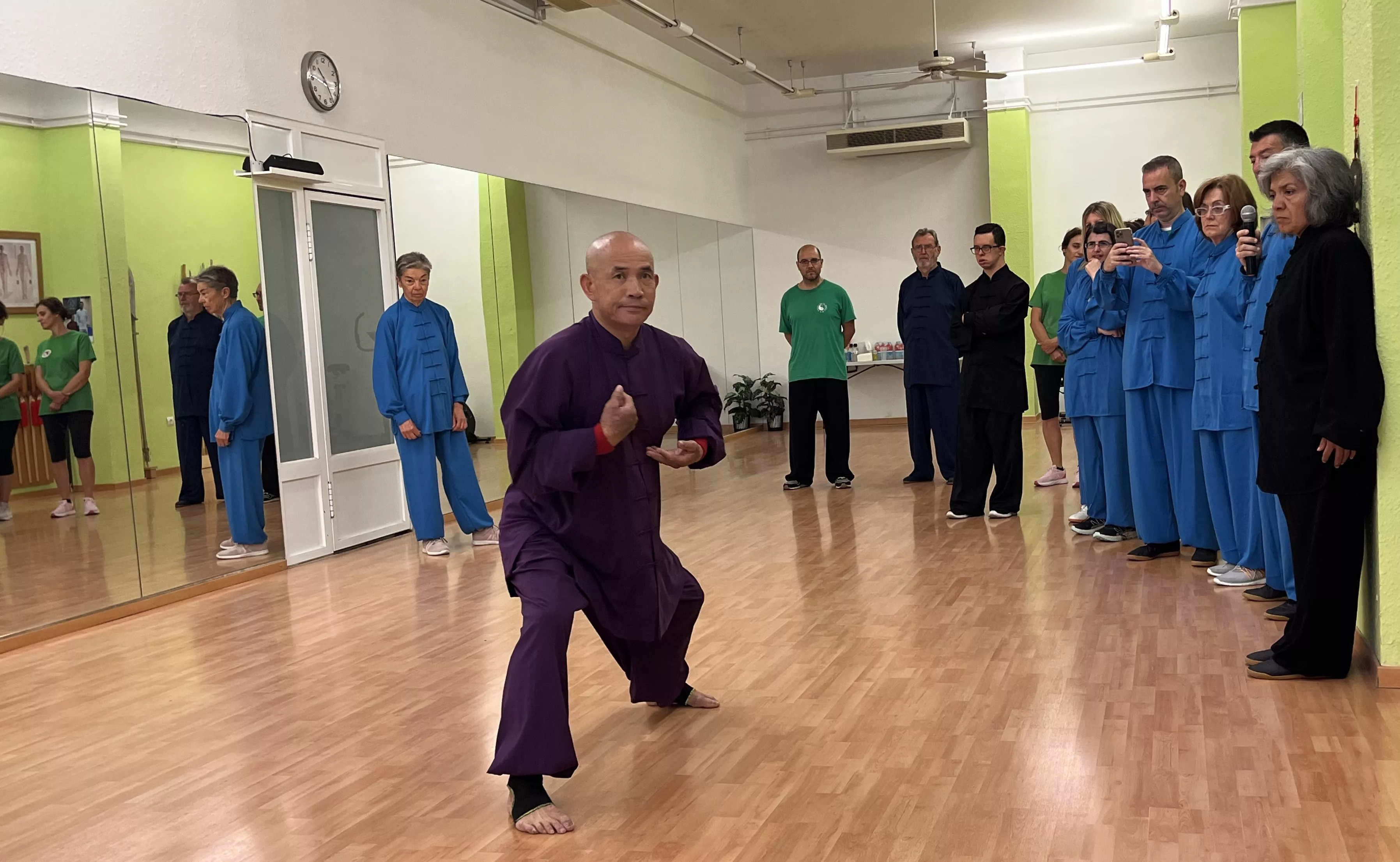 Visita del maestro Chen Sheng Yu a la Escuela de Tai Chi de Huesca. Foto Mercedes Manterola