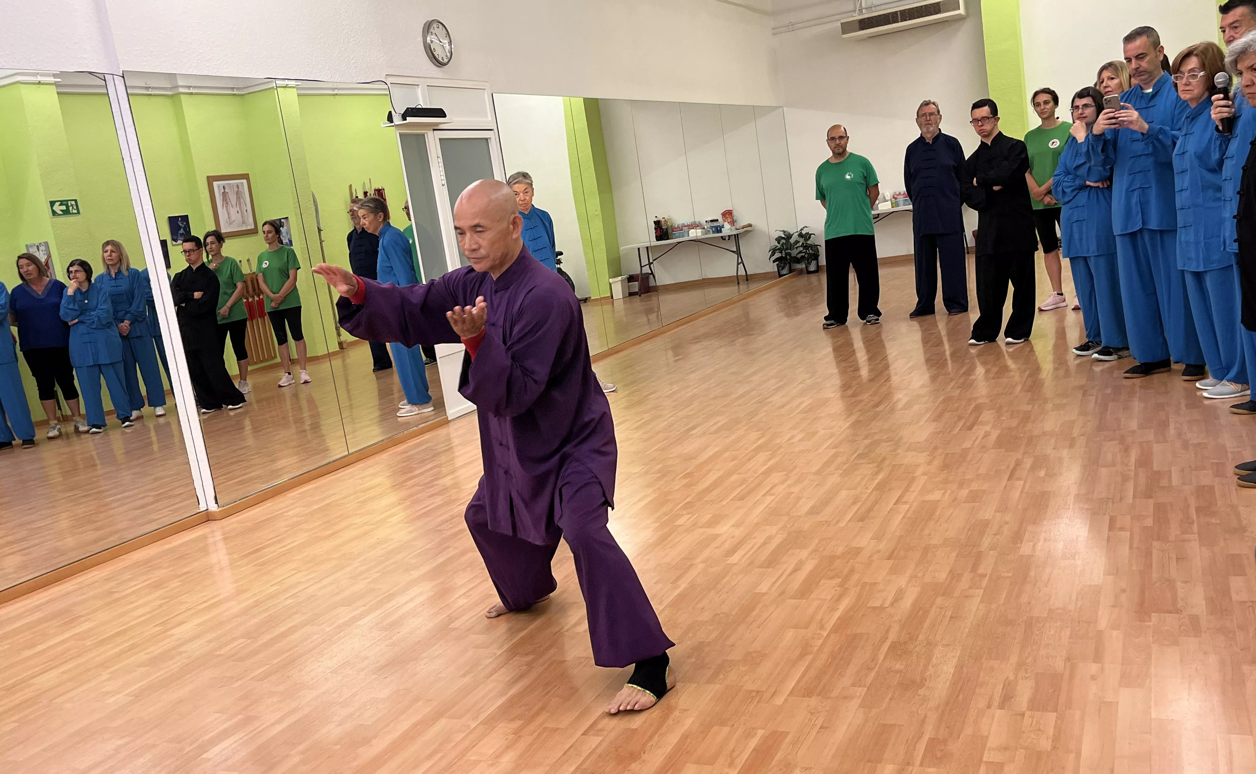 Visita del maestro Chen Sheng Yu a la Escuela de Tai Chi de Huesca. Foto Mercedes Manterola