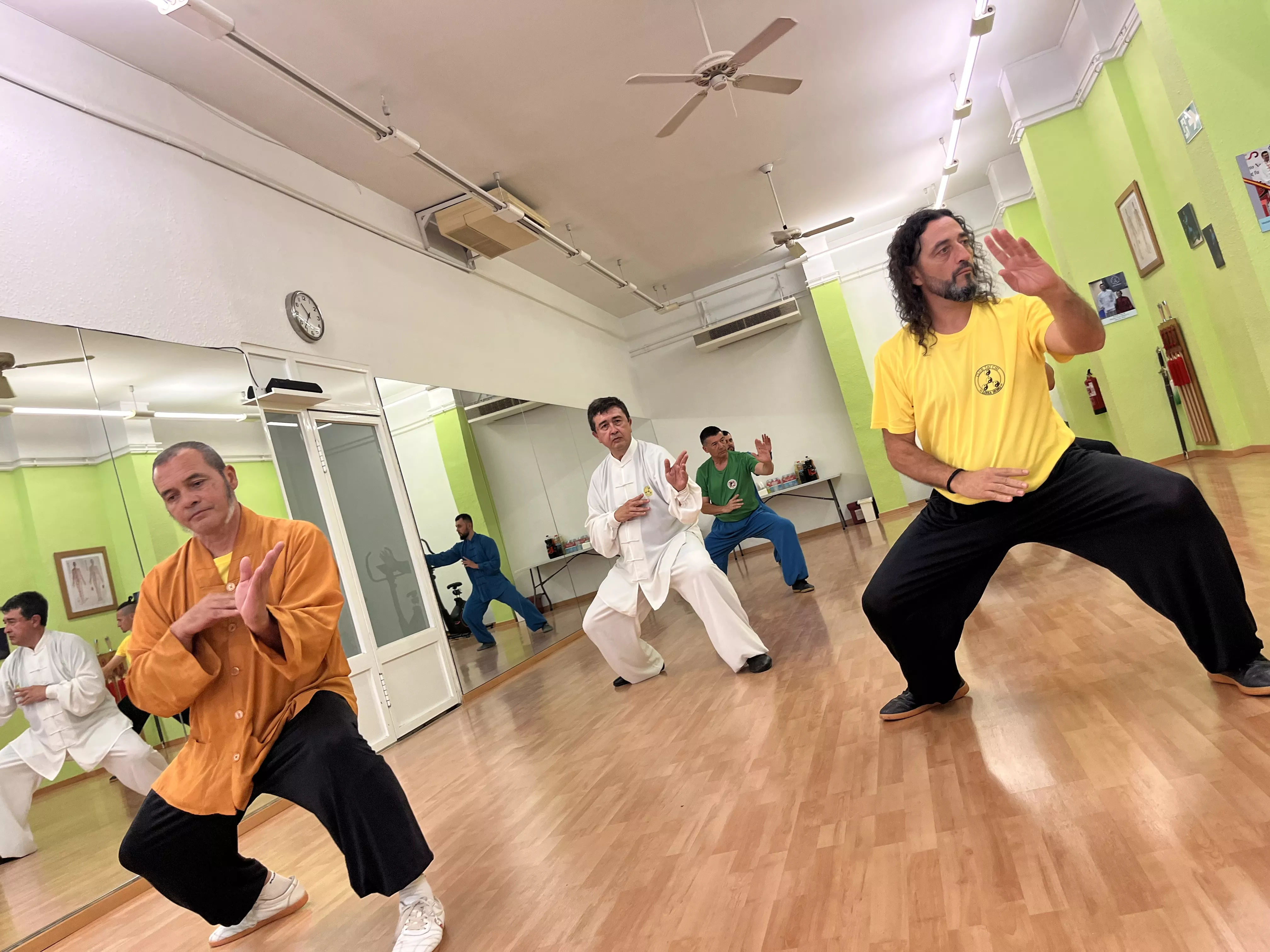 Visita del maestro Chen Sheng Yu a la Escuela de Tai Chi de Huesca. Foto Mercedes Manterola