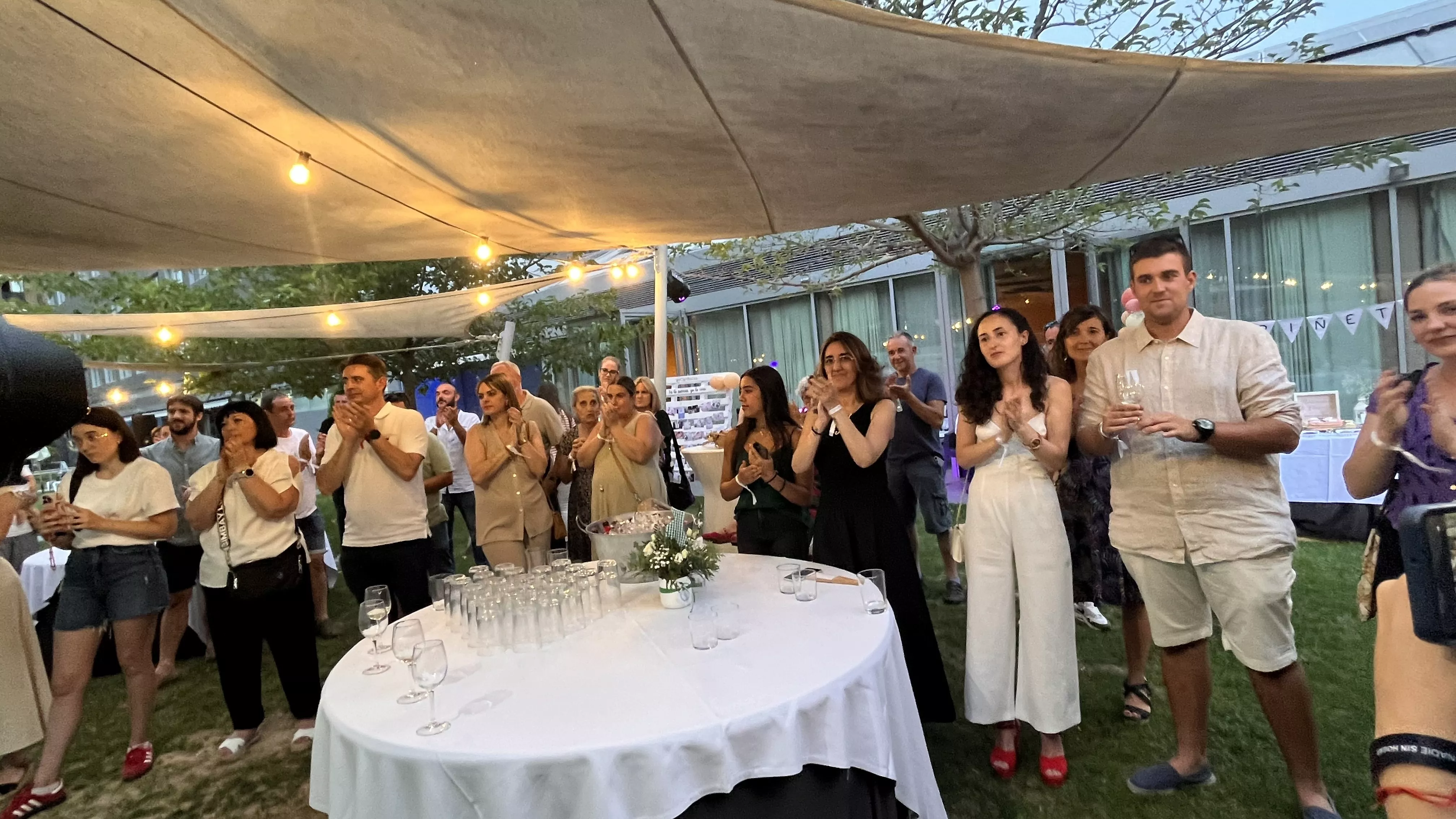 Fiesta del segundo aniversario de Cariñetes y la presentación de su colección laurentina. Foto Mercedes Manterola