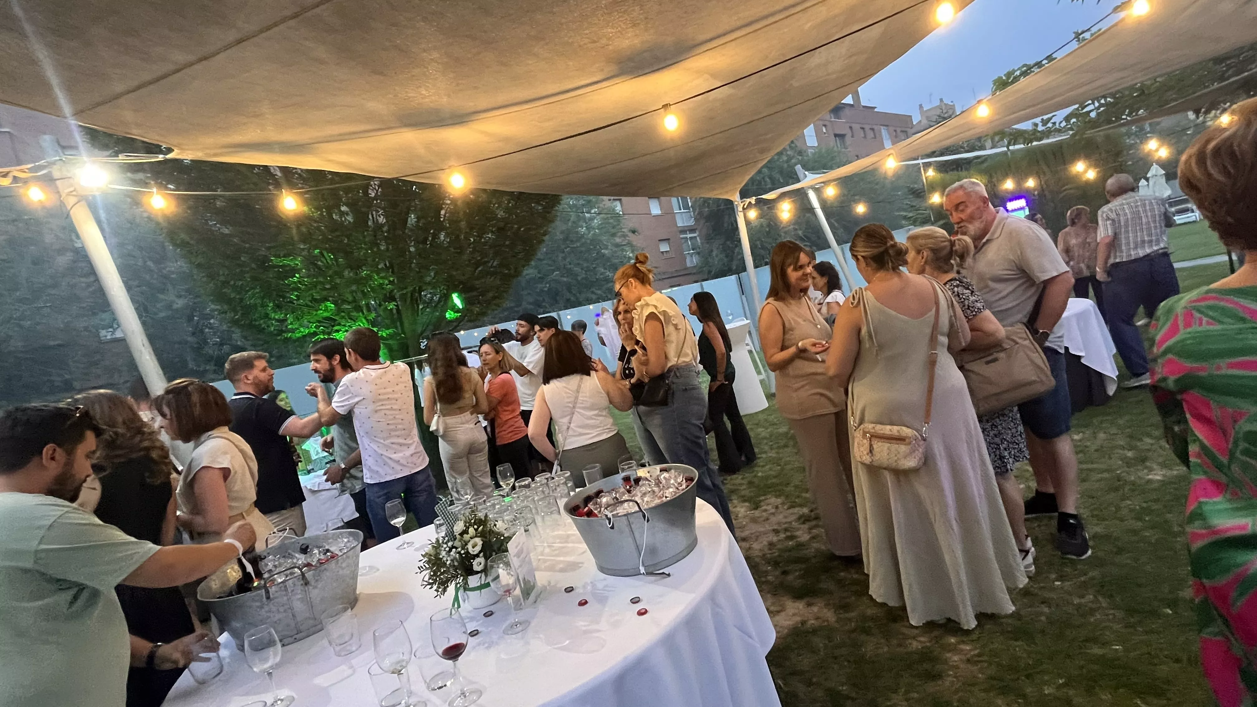 Fiesta del segundo aniversario de Cariñetes y la presentación de su colección laurentina. Foto Mercedes Manterola